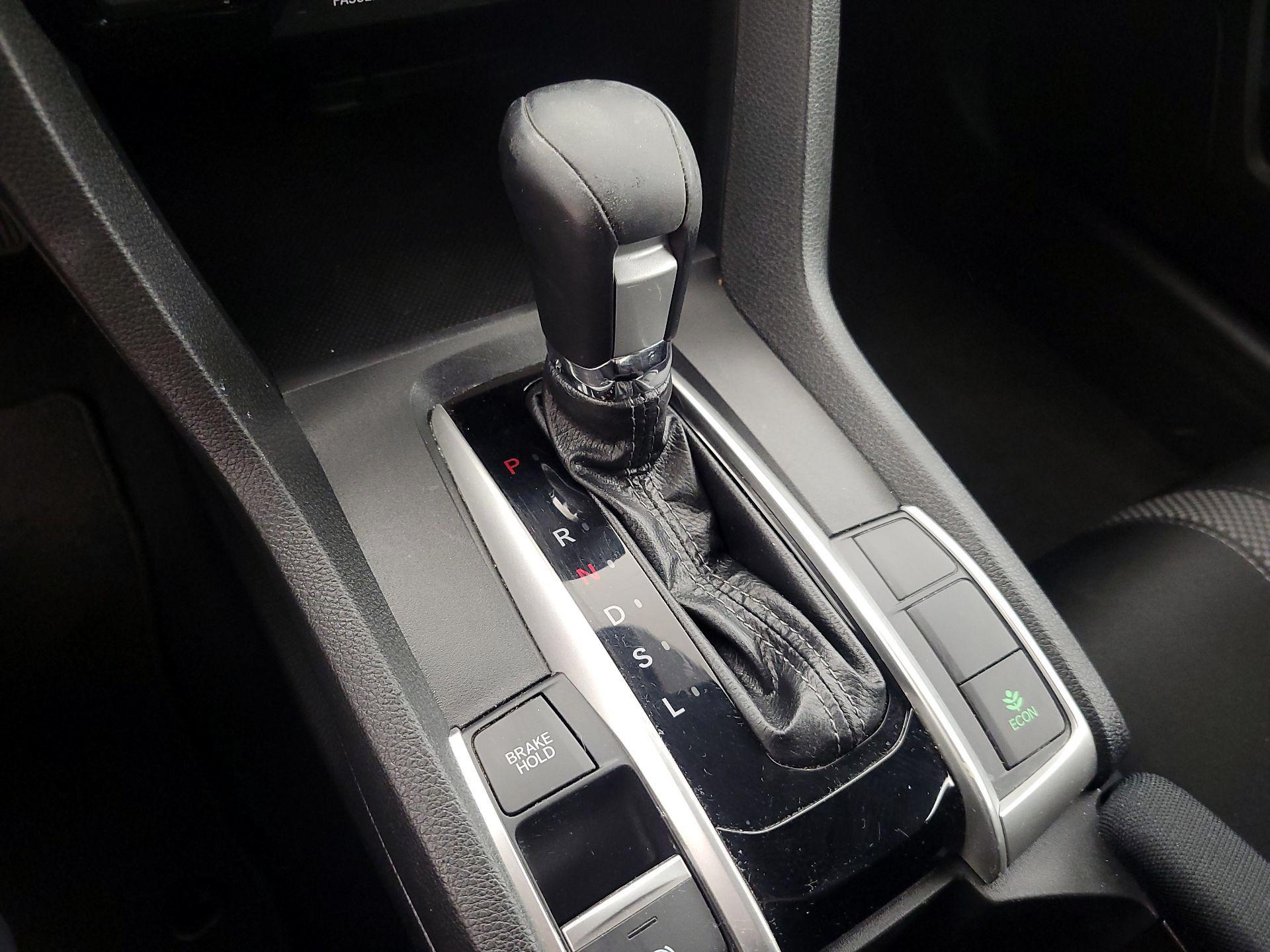 Thumbnail: 2019 Honda Civic - 17