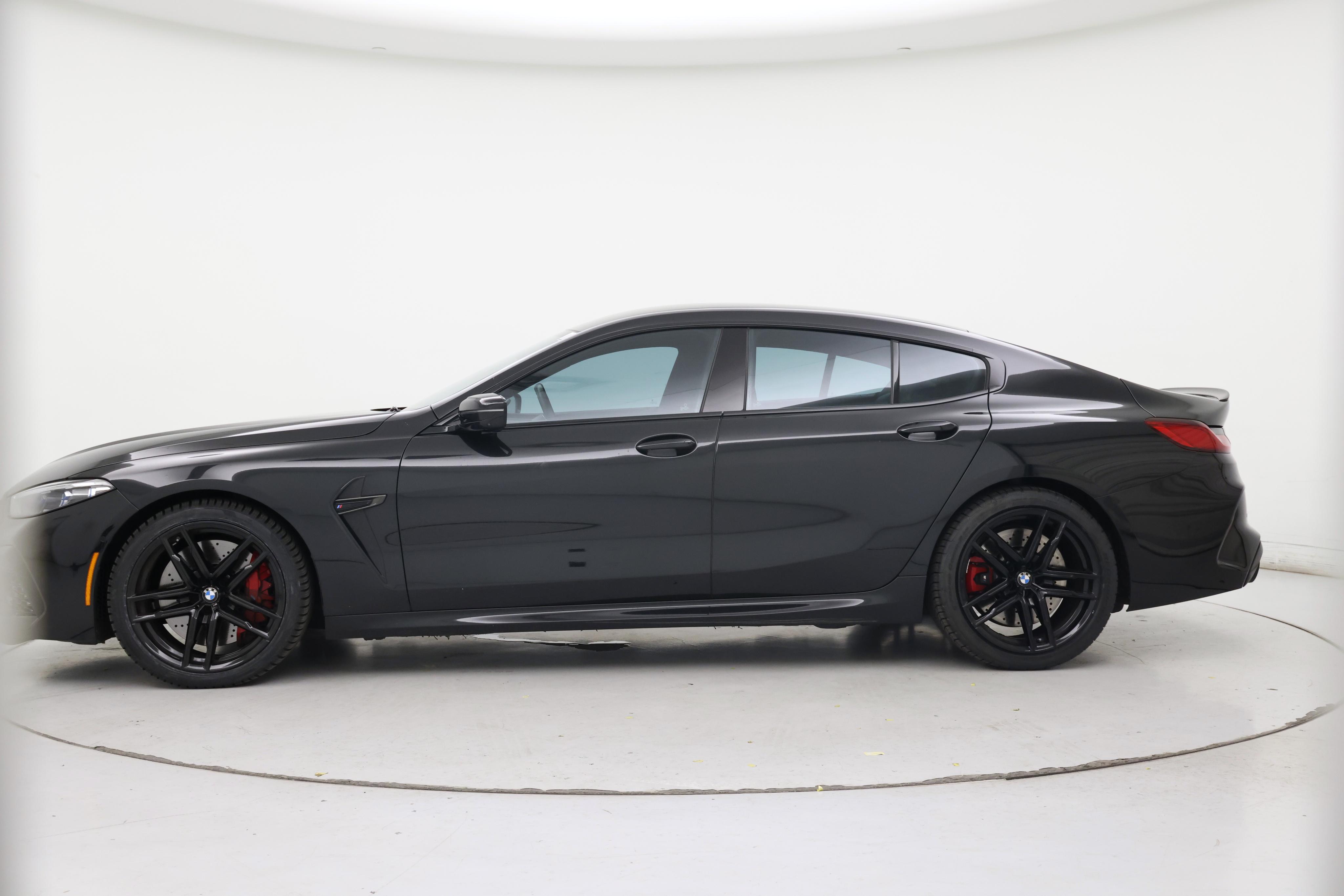 Thumbnail: 2022 BMW M8 - 3
