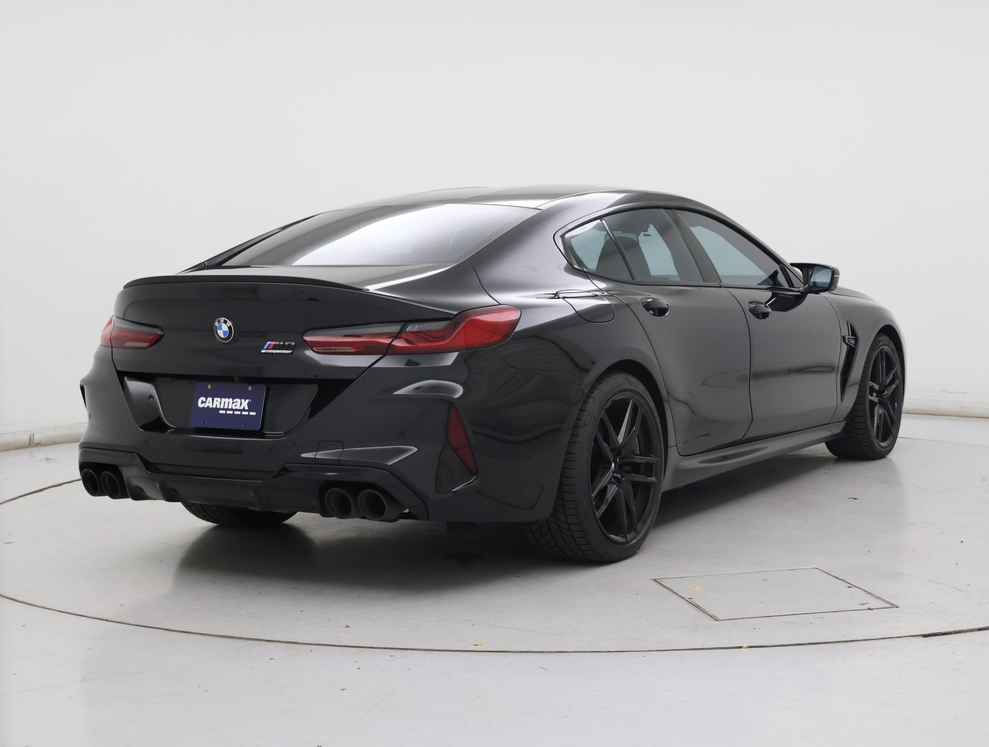 Thumbnail: 2022 BMW M8 - 8