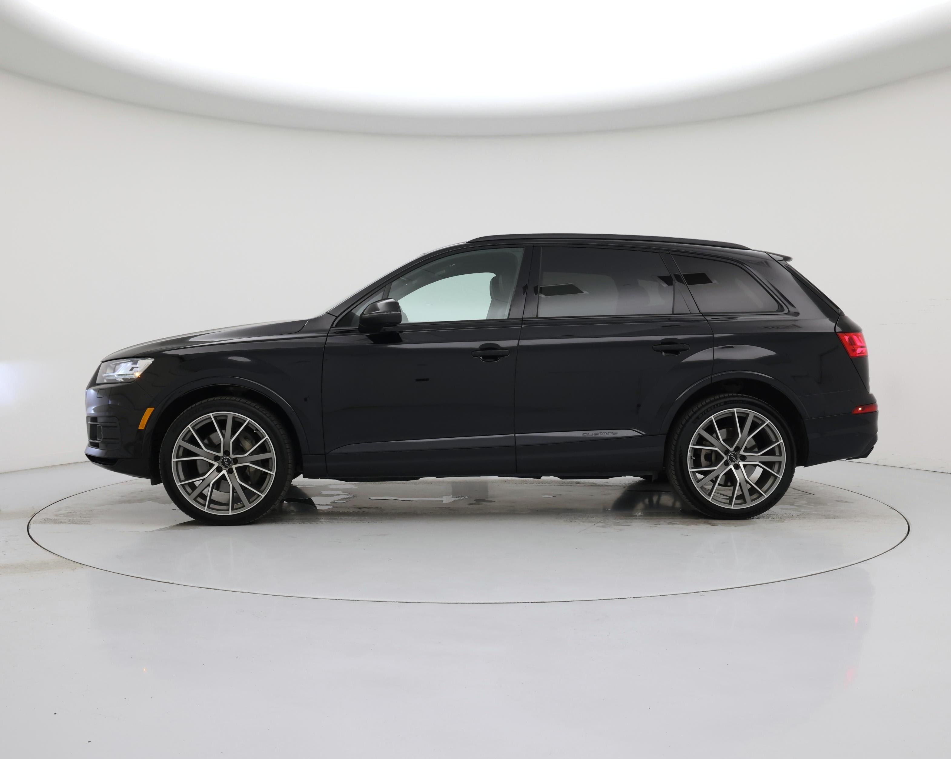 Thumbnail: 2019 Audi Q7 - 3