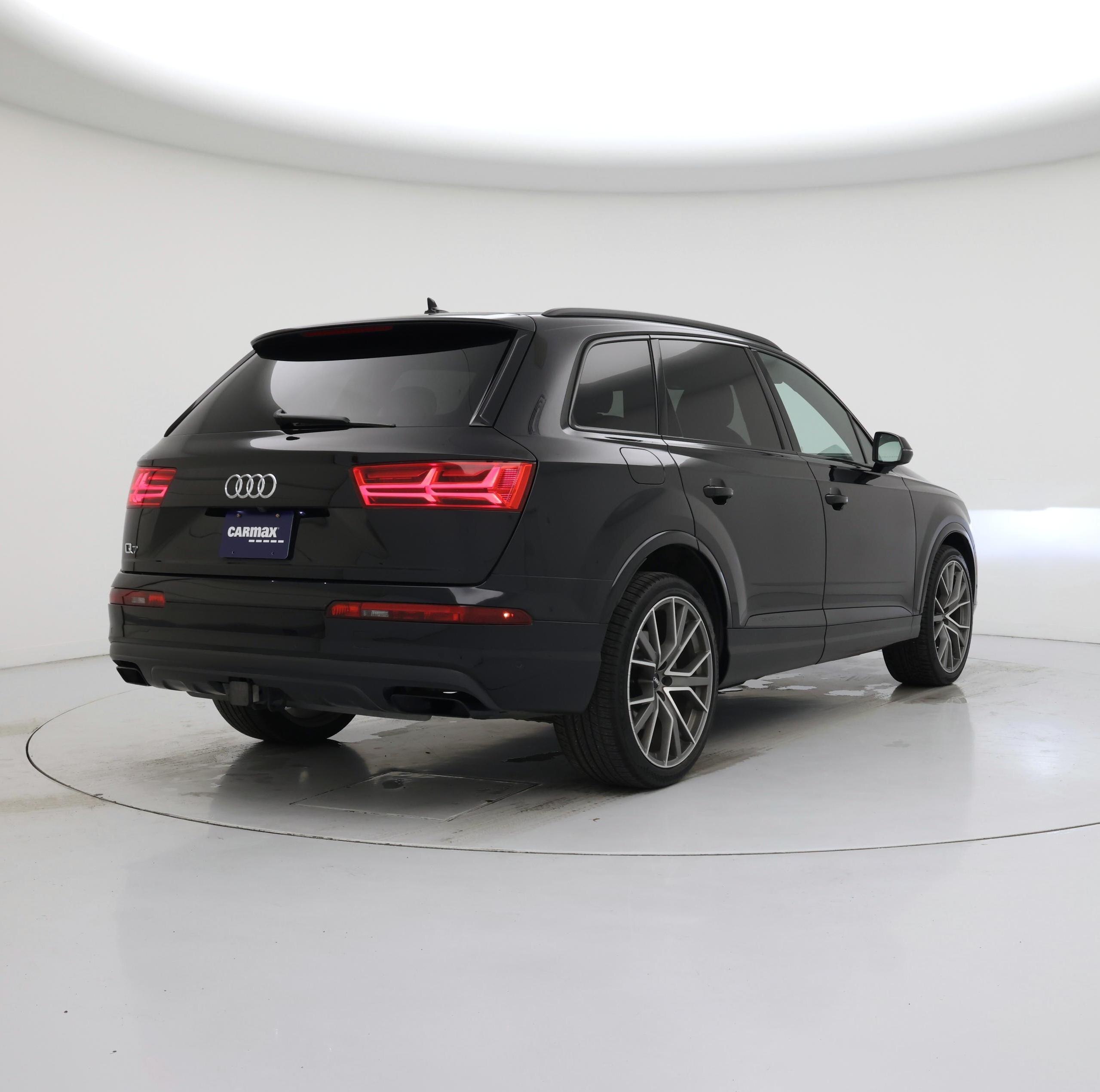 Thumbnail: 2019 Audi Q7 - 8