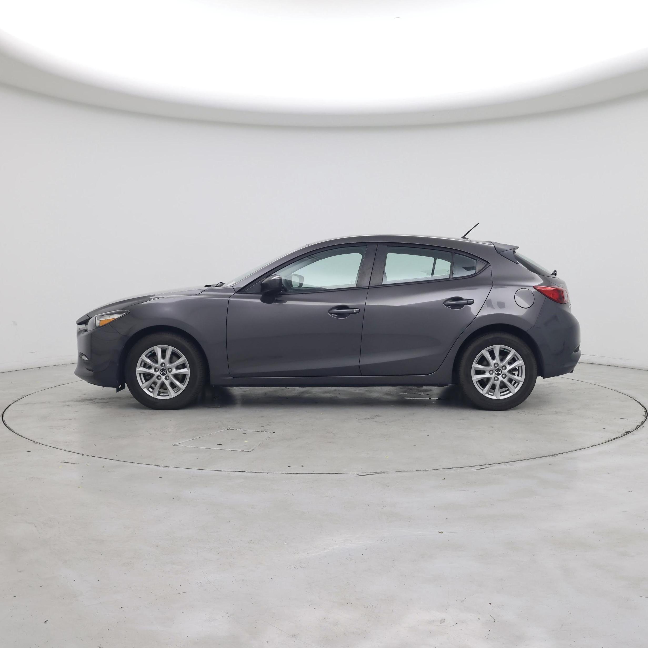 Thumbnail: 2017 Mazda Mazda3 - 3