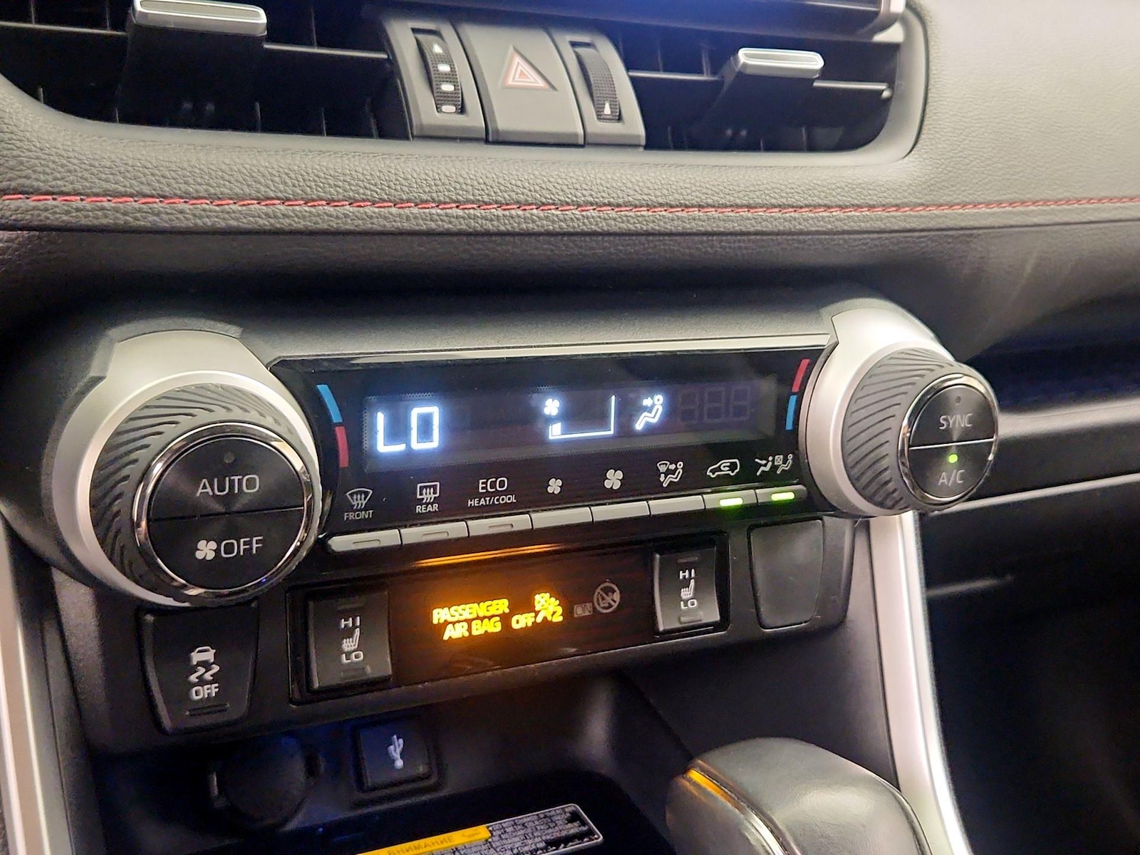2021 Toyota RAV4 XSE - Photo 18