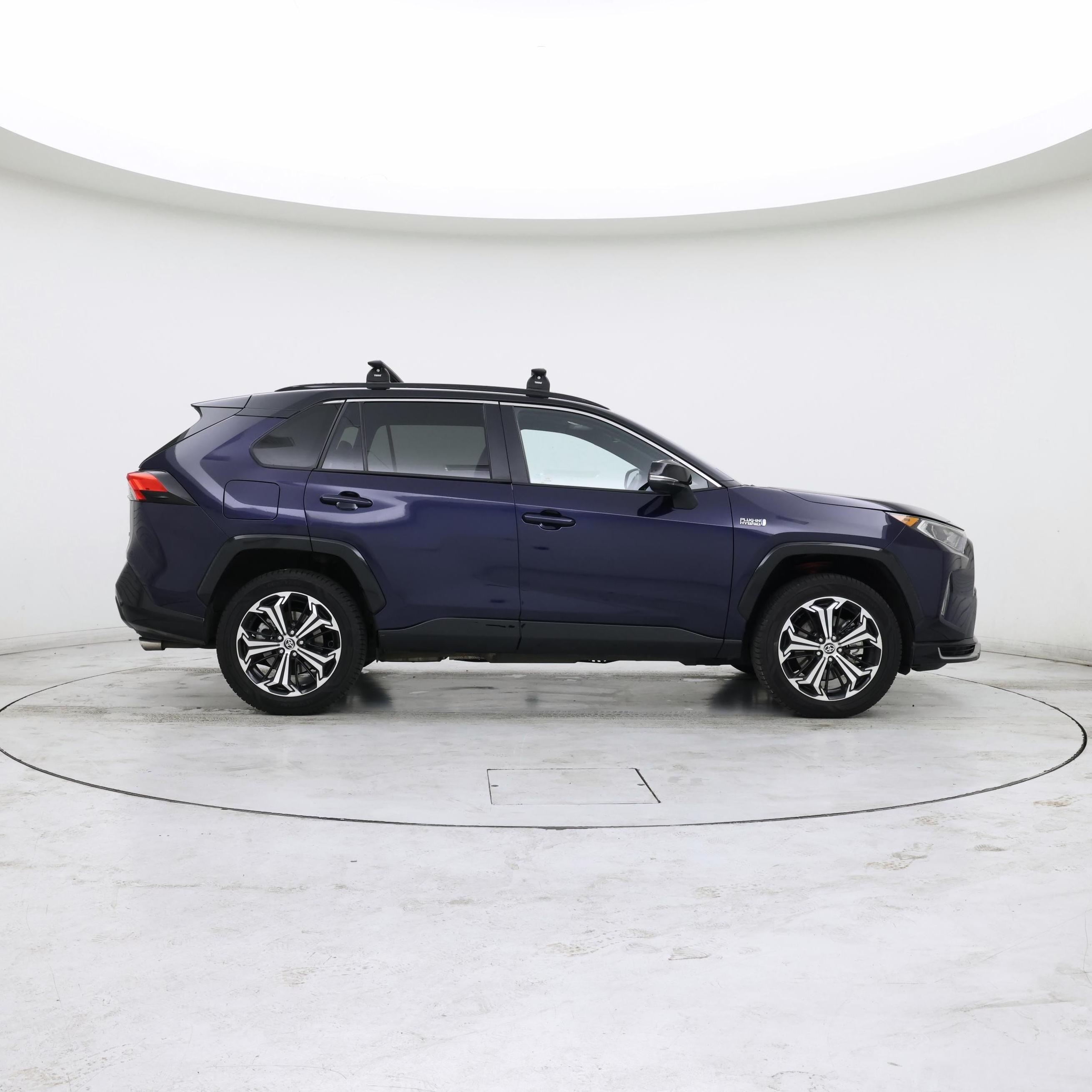 Thumbnail: 2021 Toyota RAV4 - 7