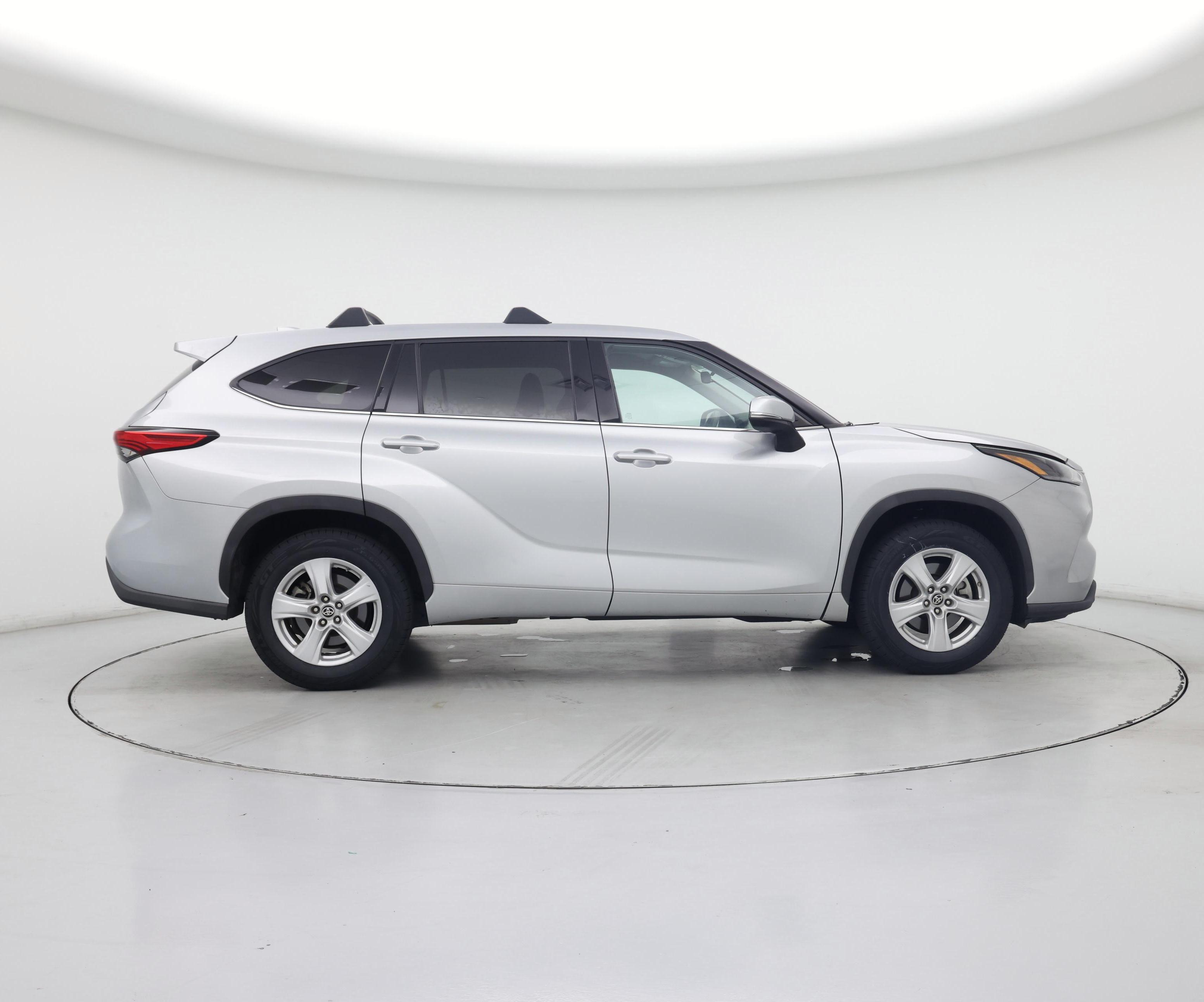 Thumbnail: 2021 Toyota Highlander - 7