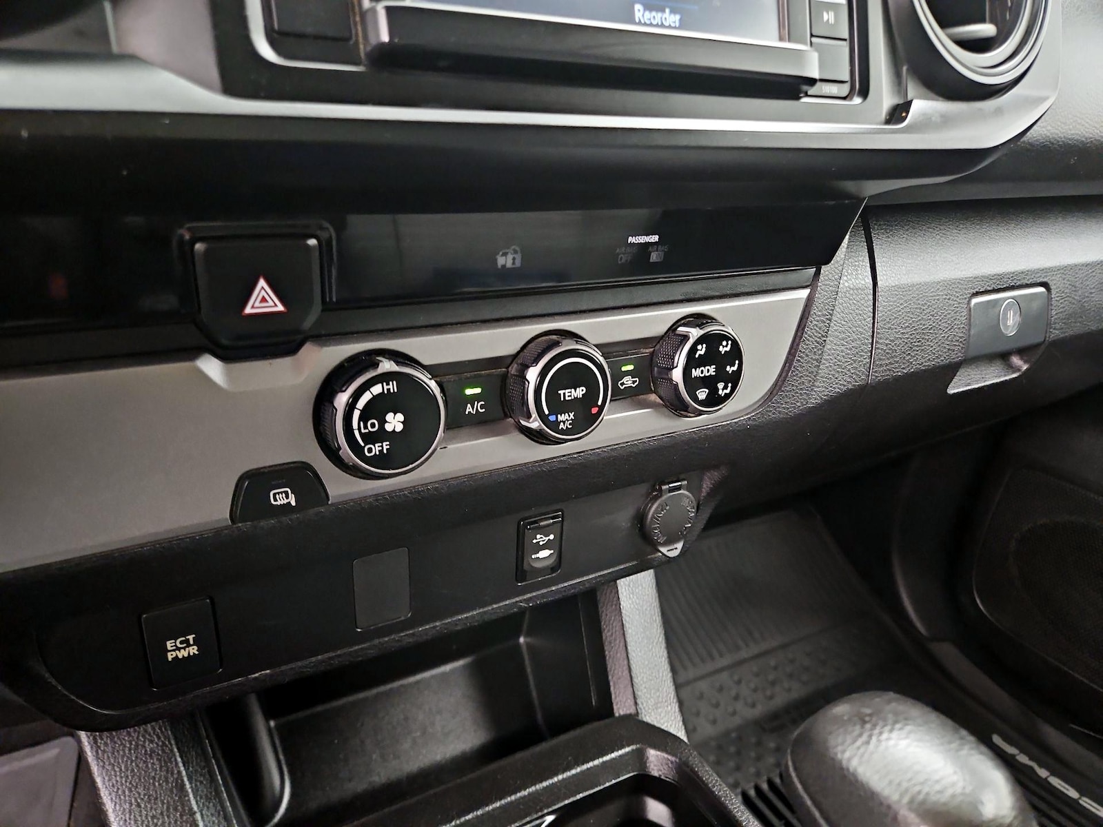 2017 Toyota Tacoma SR - Photo 15