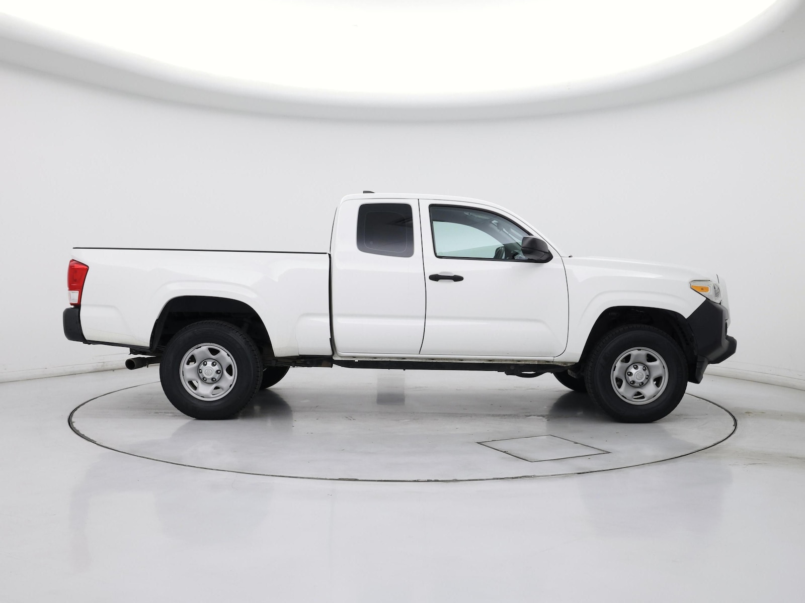 2017 Toyota Tacoma SR - Photo 8