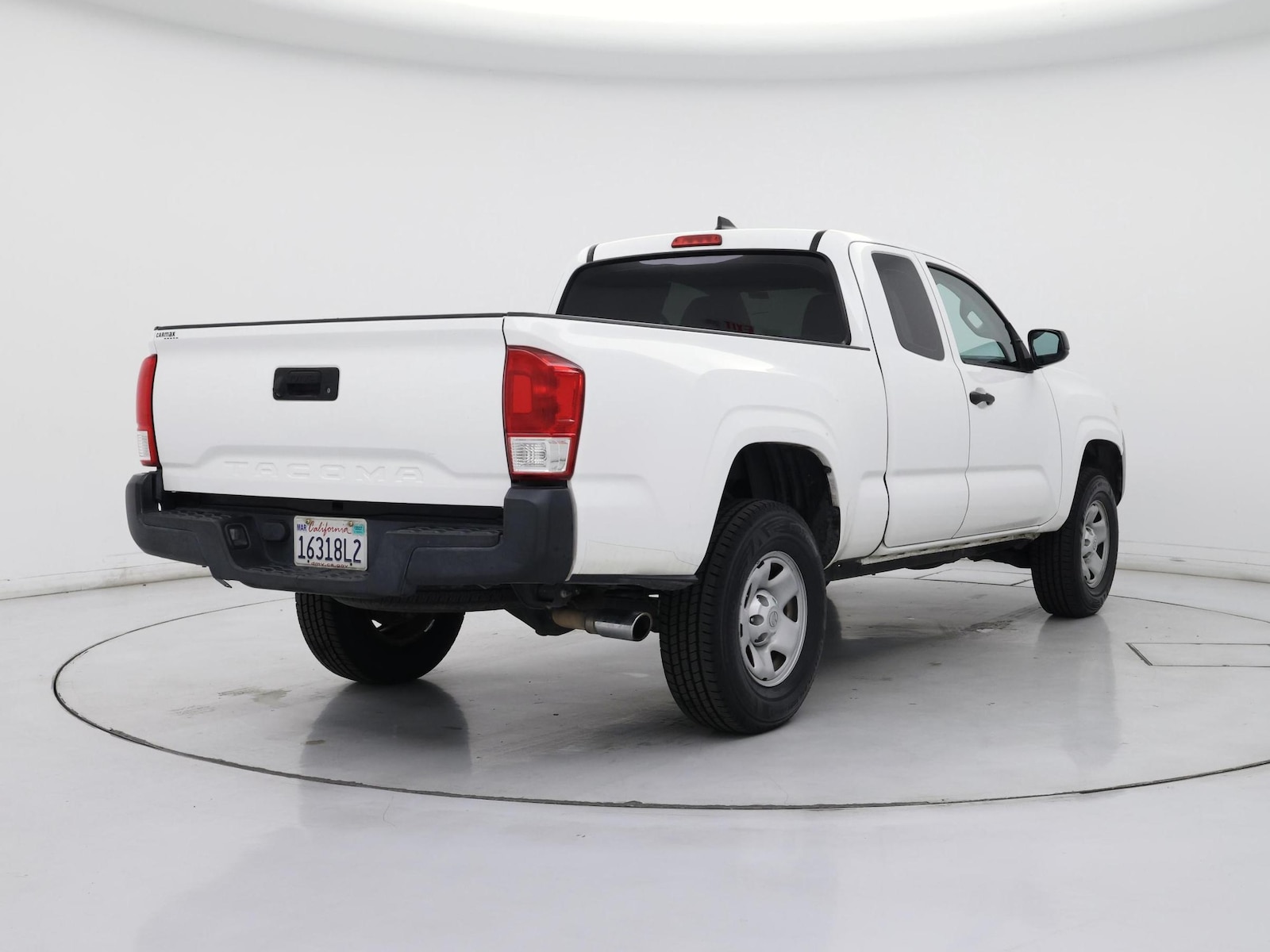 2017 Toyota Tacoma SR - Photo 9