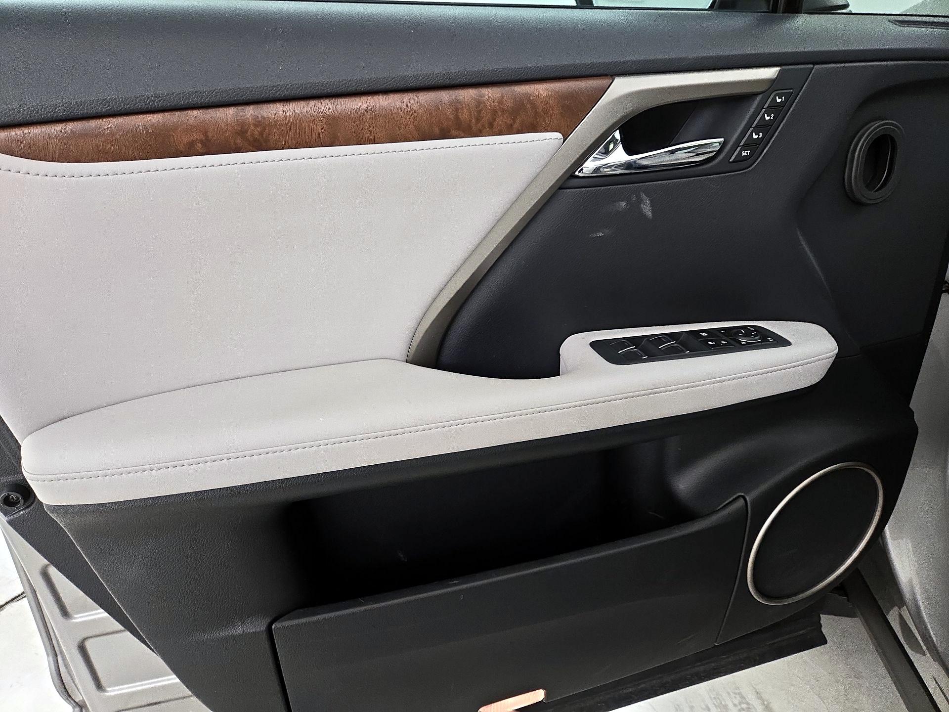 Thumbnail: 2021 Lexus RX - 12