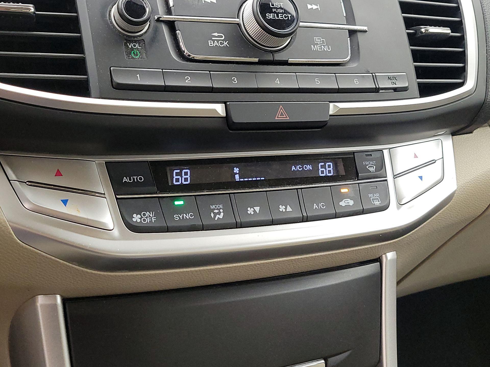 Thumbnail: 2014 Honda Accord - 16