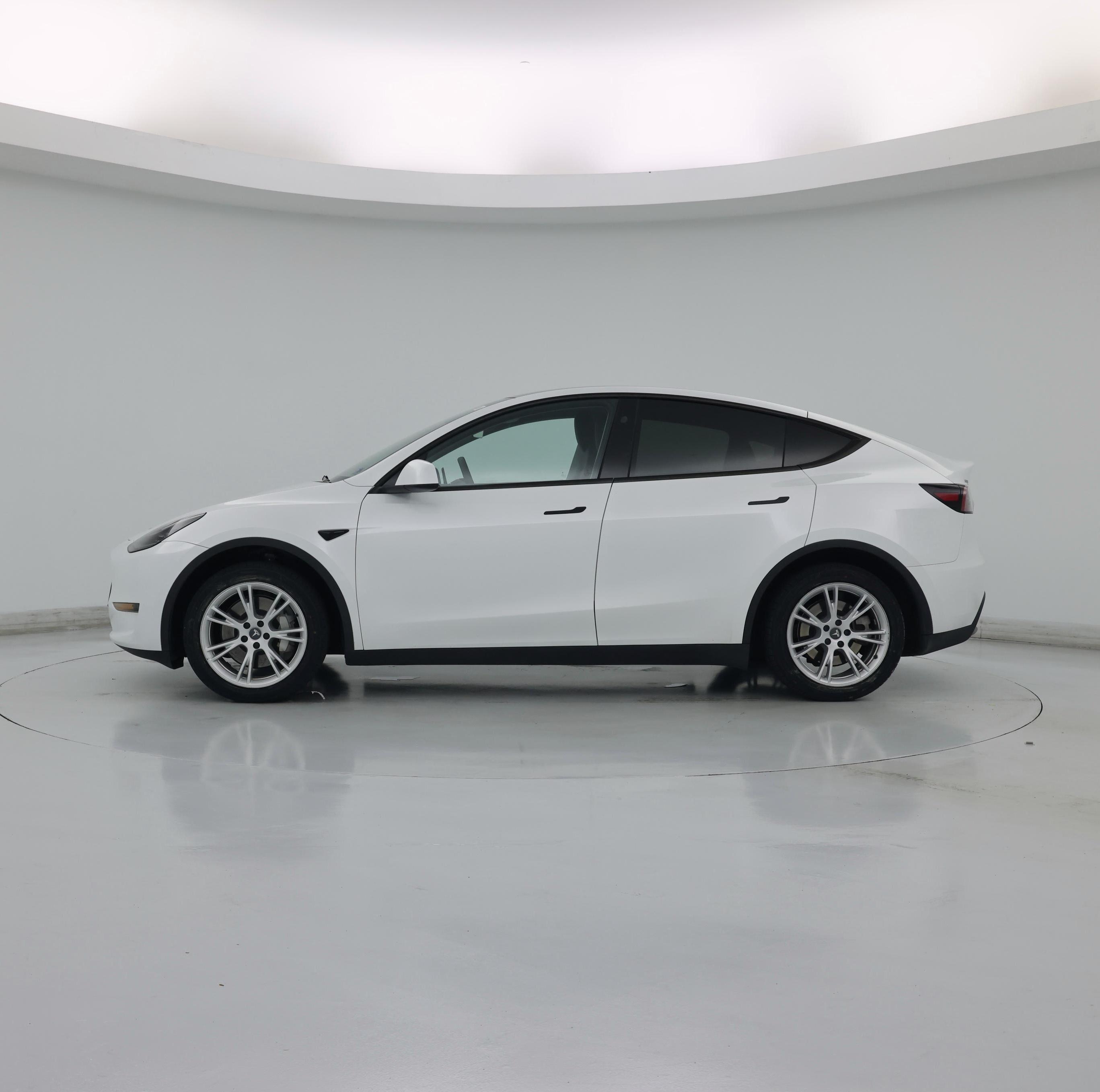 Thumbnail: 2023 Tesla Model Y - 3