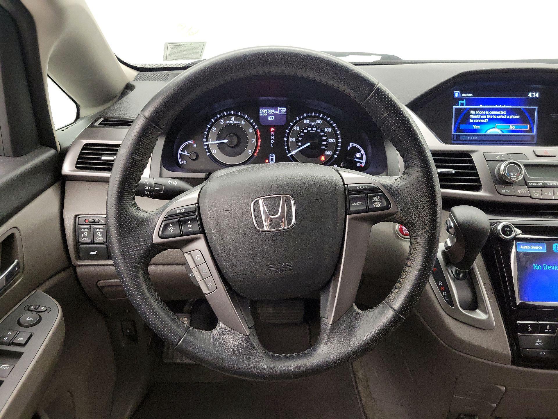 Thumbnail: 2015 Honda Odyssey - 10
