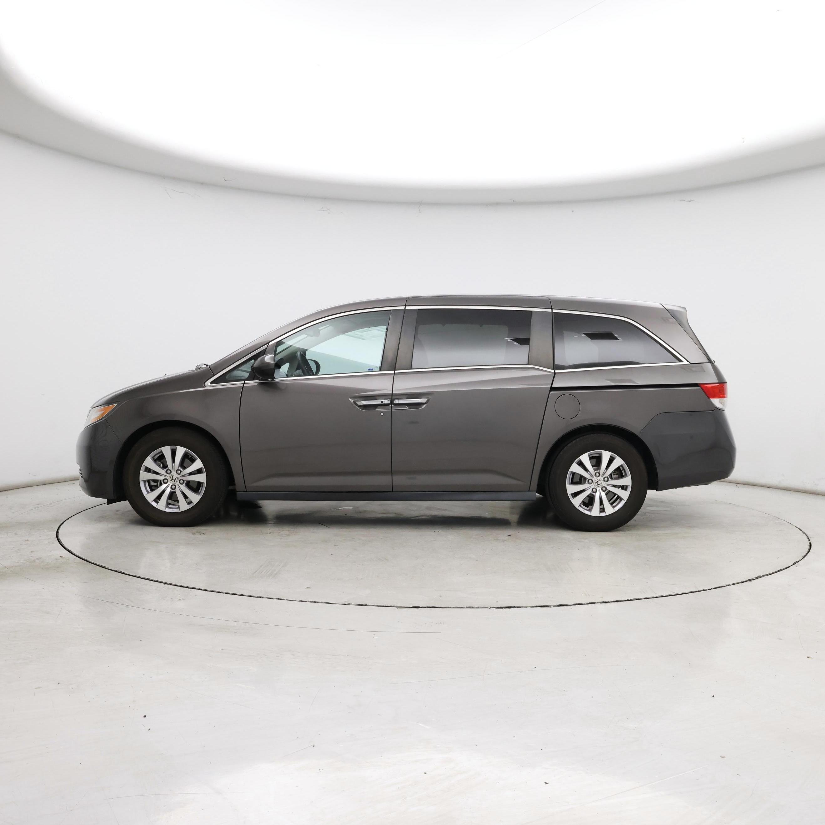 Thumbnail: 2015 Honda Odyssey - 3