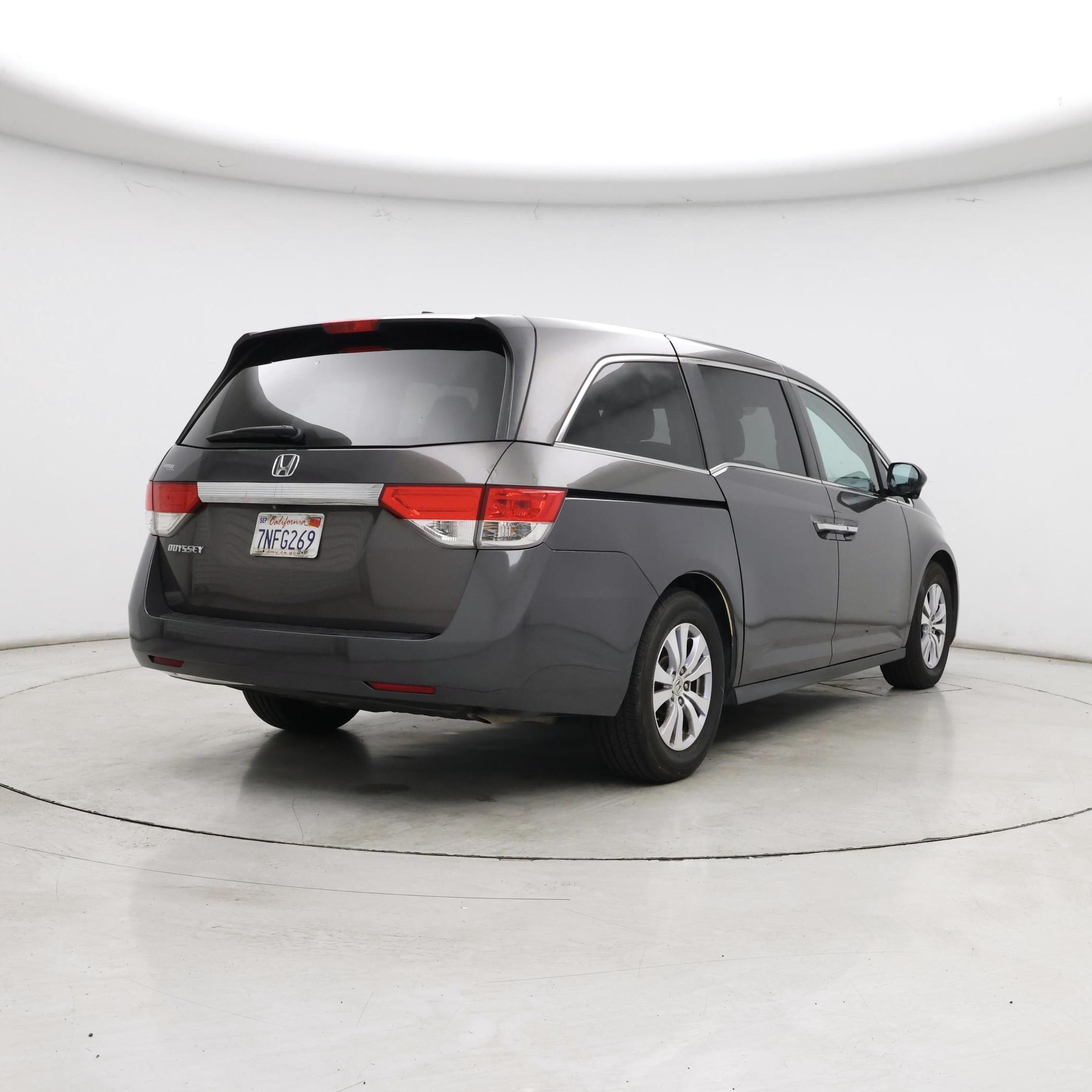 Thumbnail: 2015 Honda Odyssey - 8