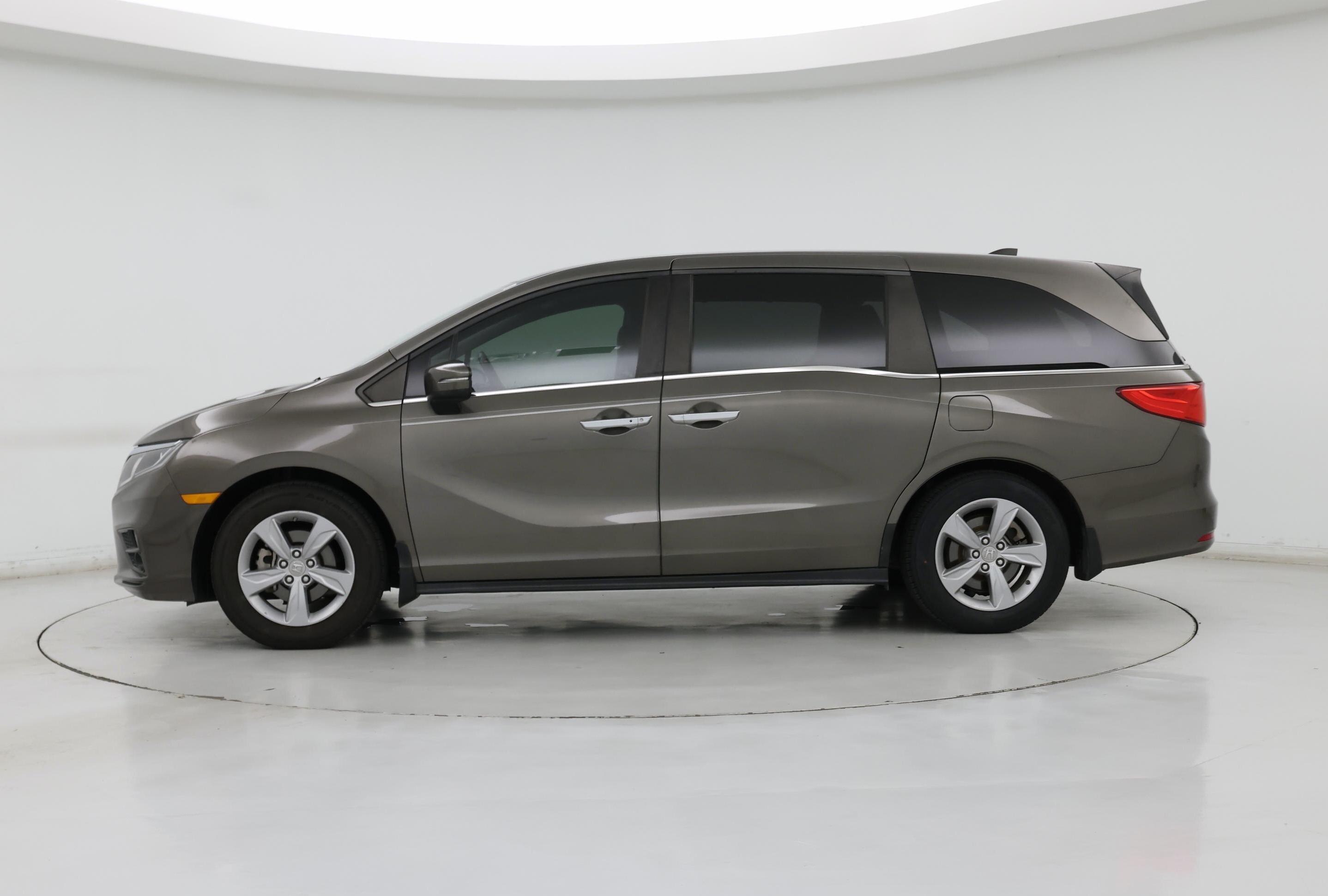 Thumbnail: 2018 Honda Odyssey - 3
