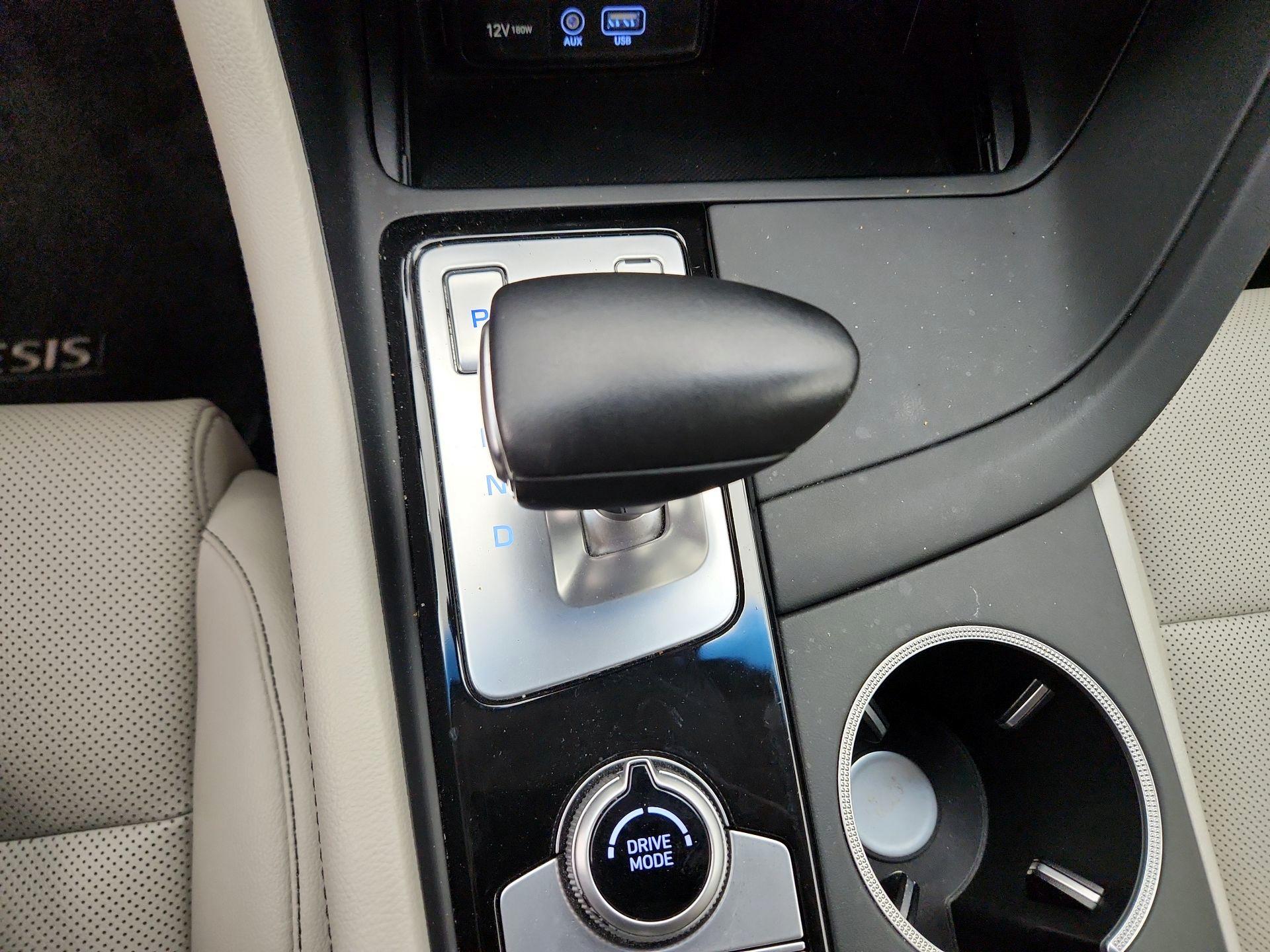 Thumbnail: 2020 Genesis G70 - 17