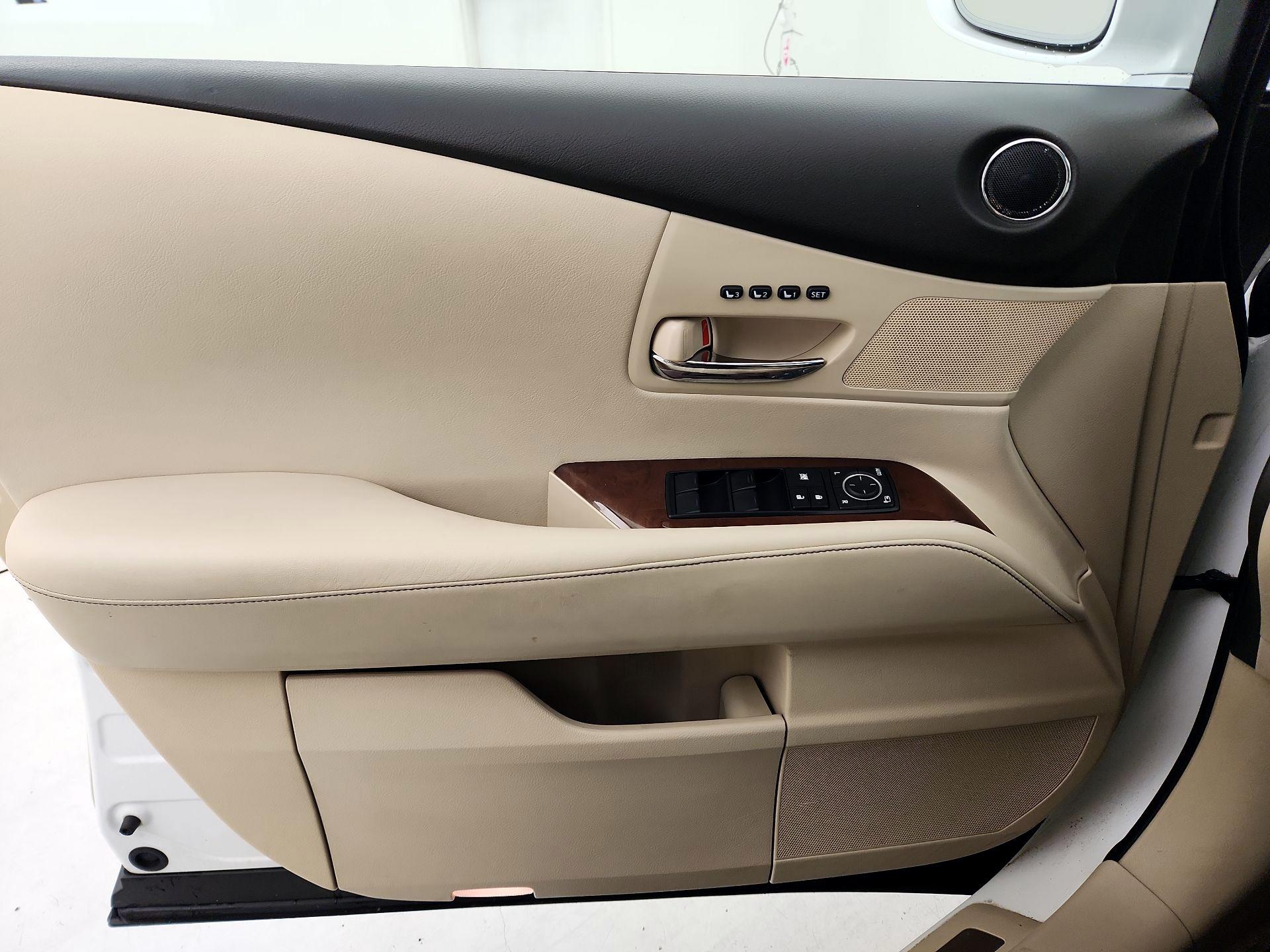 Thumbnail: 2014 Lexus RX - 12