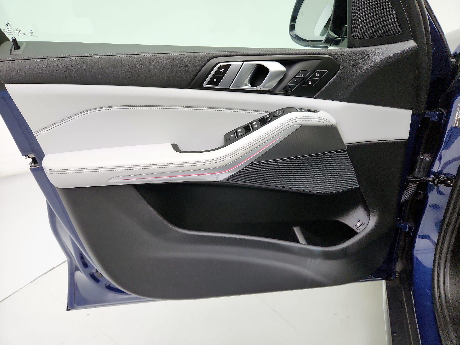 Thumbnail: 2023 BMW X5 - 12