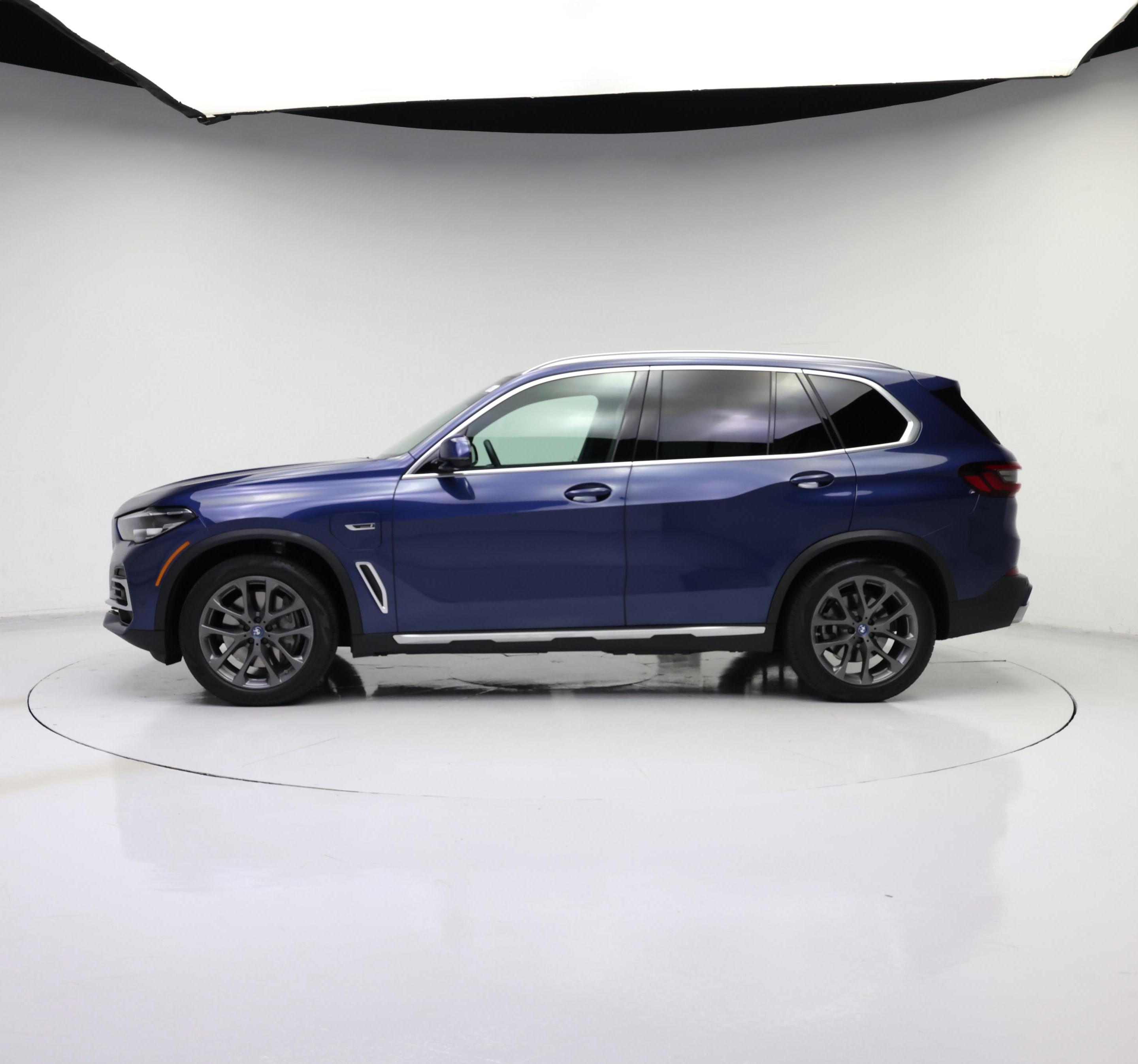 Thumbnail: 2023 BMW X5 - 3