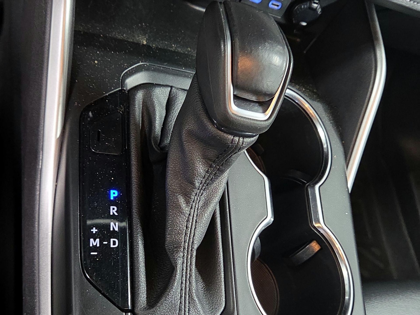 2022 Toyota Highlander XLE - Photo 17