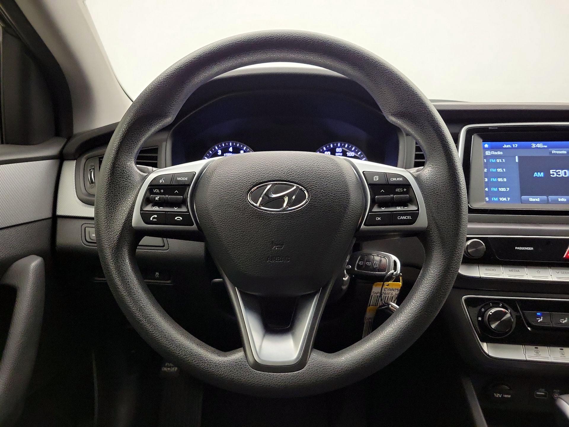 Thumbnail: 2018 Hyundai Sonata - 10