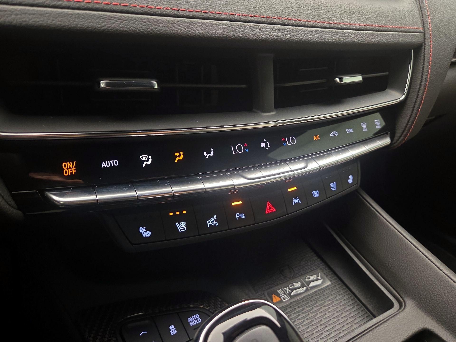 Thumbnail: 2026 Cadillac CT5 - 17