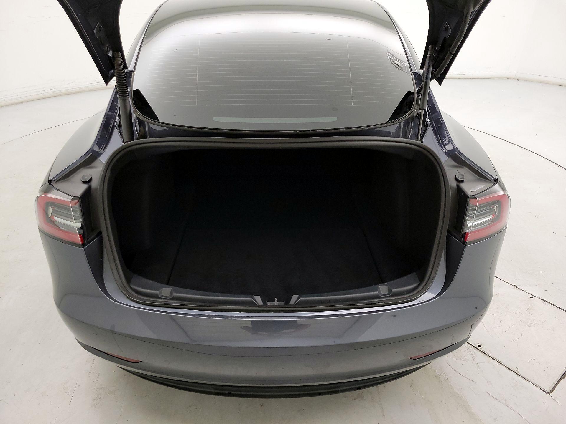 Thumbnail: 2023 Tesla Model 3 - 19