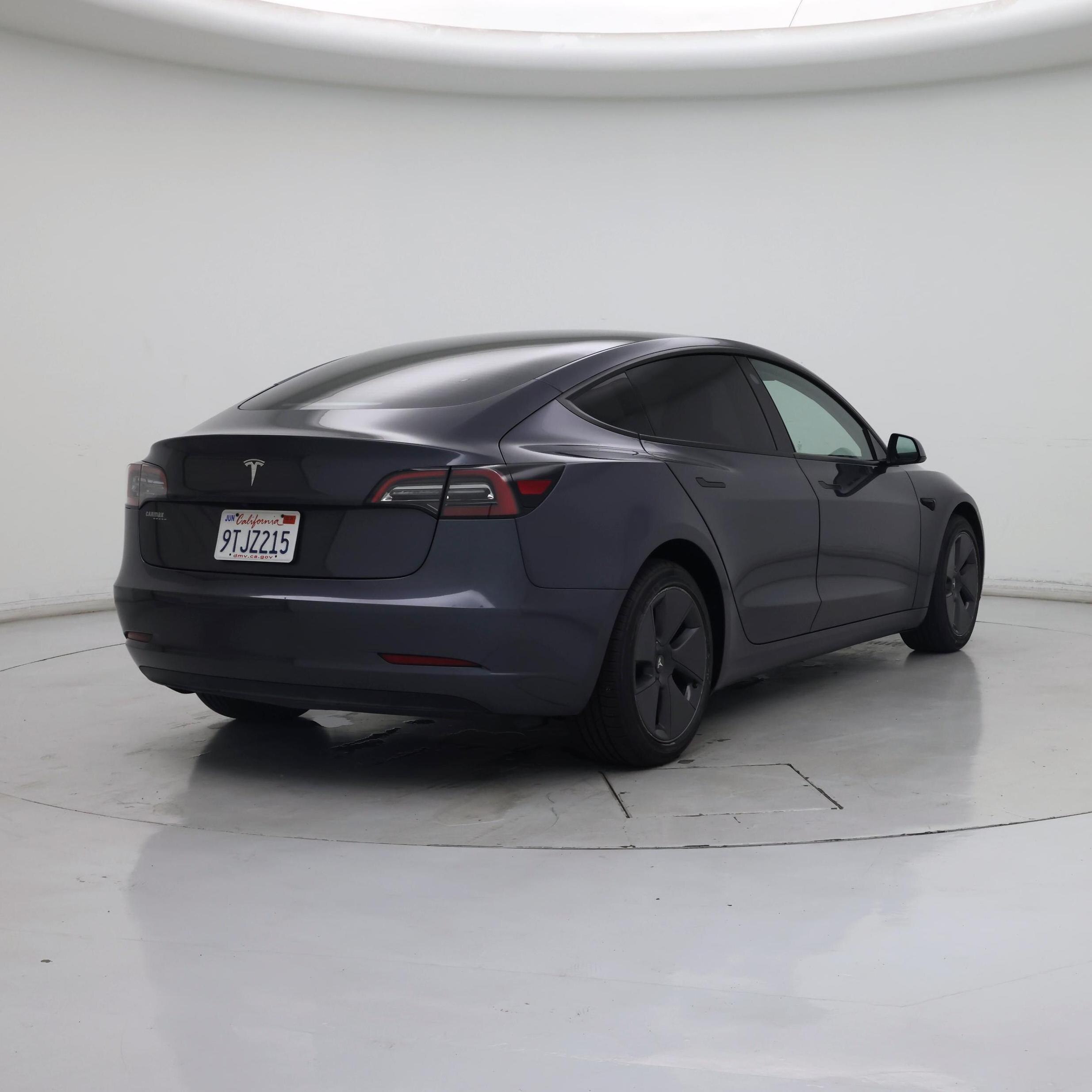 Thumbnail: 2023 Tesla Model 3 - 8