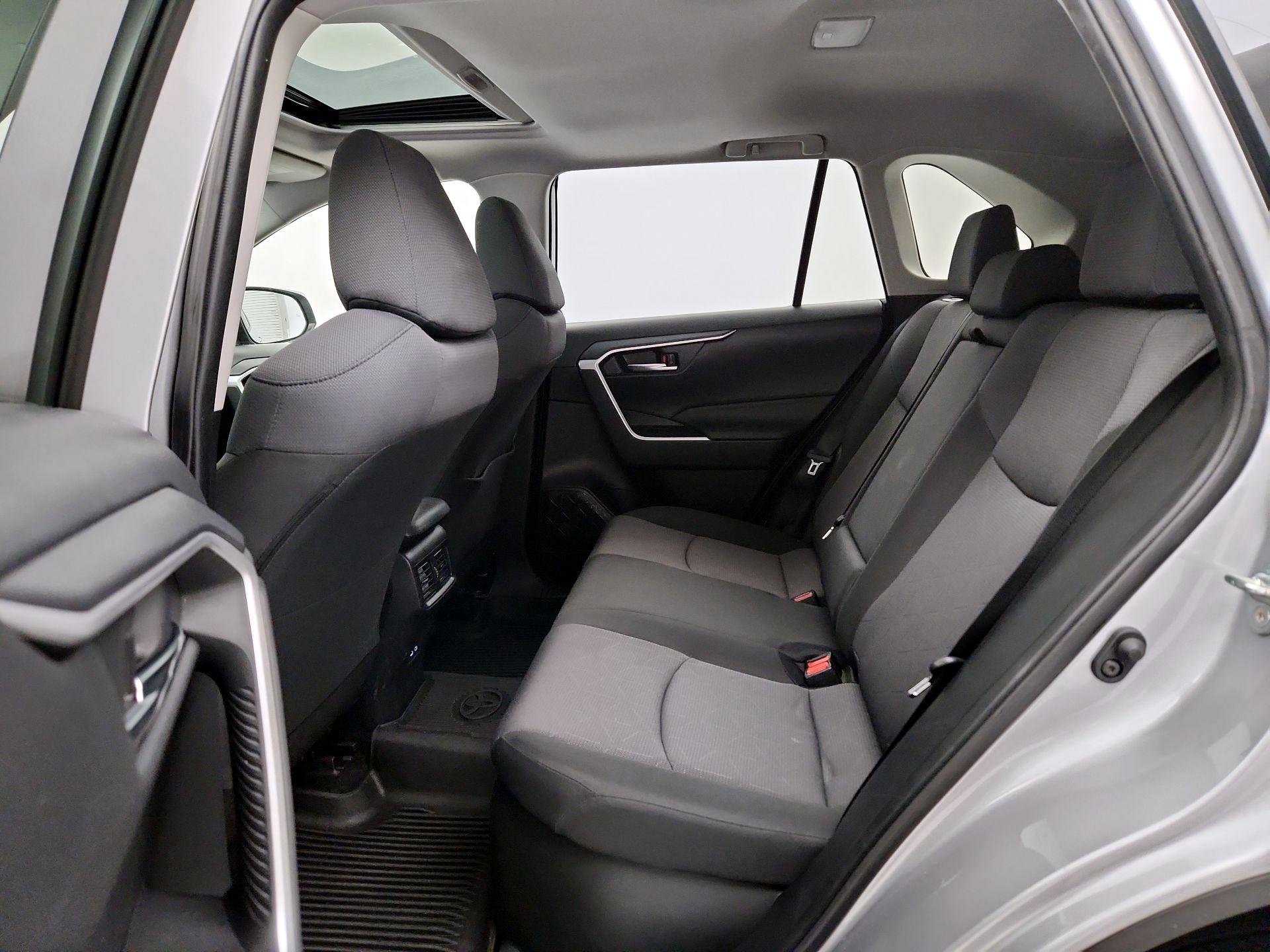 Thumbnail: 2025 Toyota RAV4 - 20