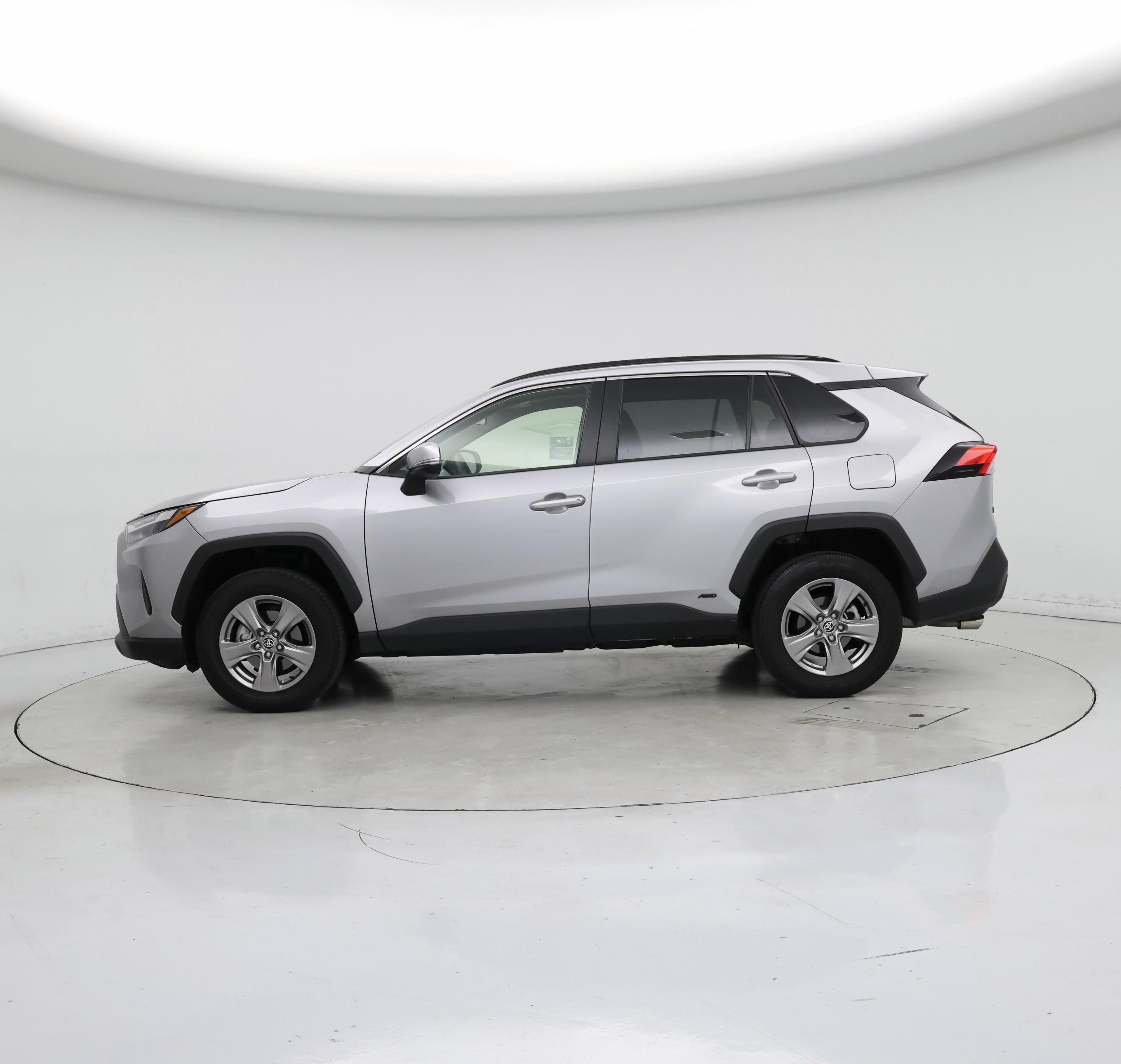 Thumbnail: 2025 Toyota RAV4 - 3
