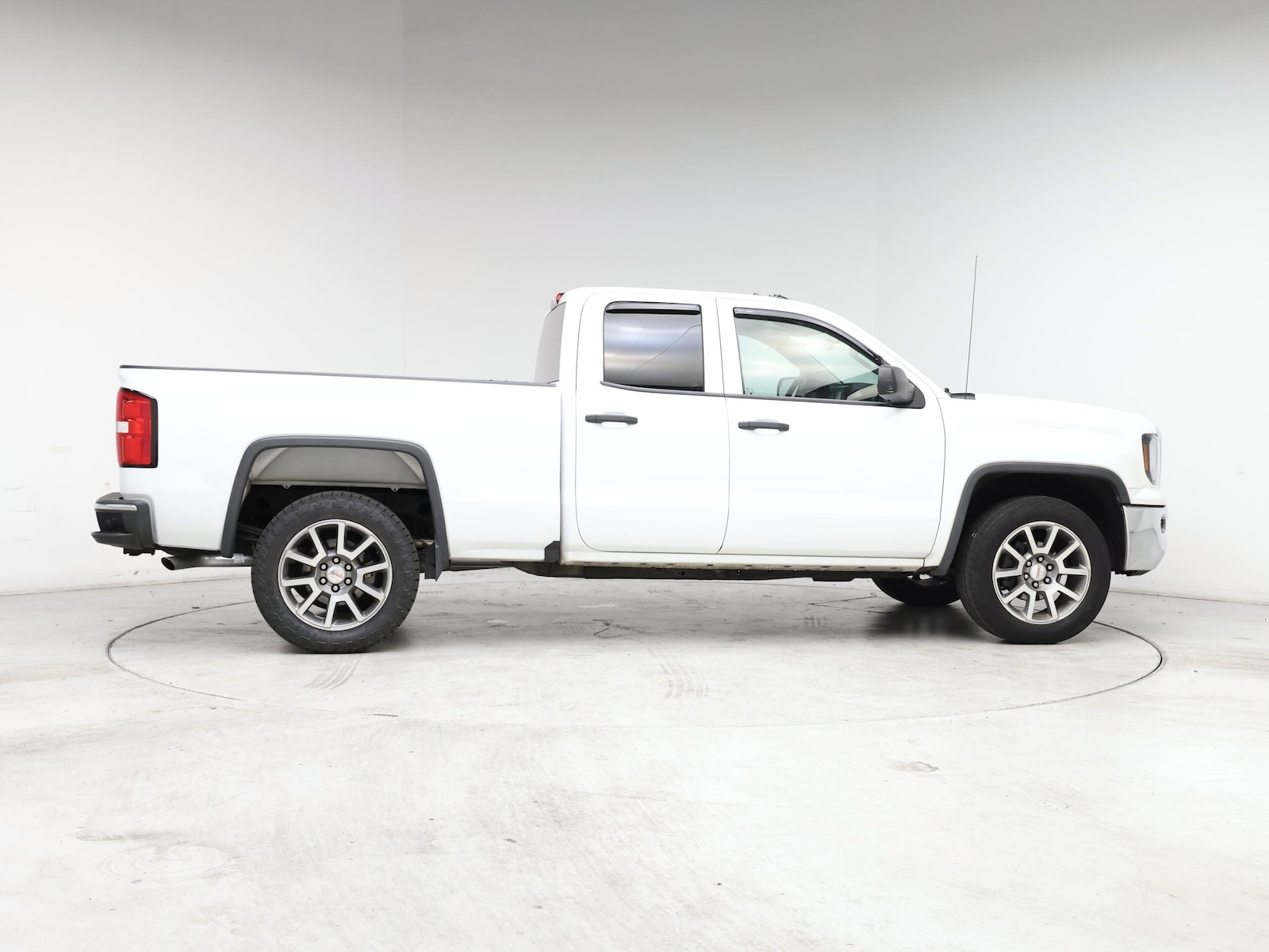 2018 GMC Sierra 1500 Base - Photo 8