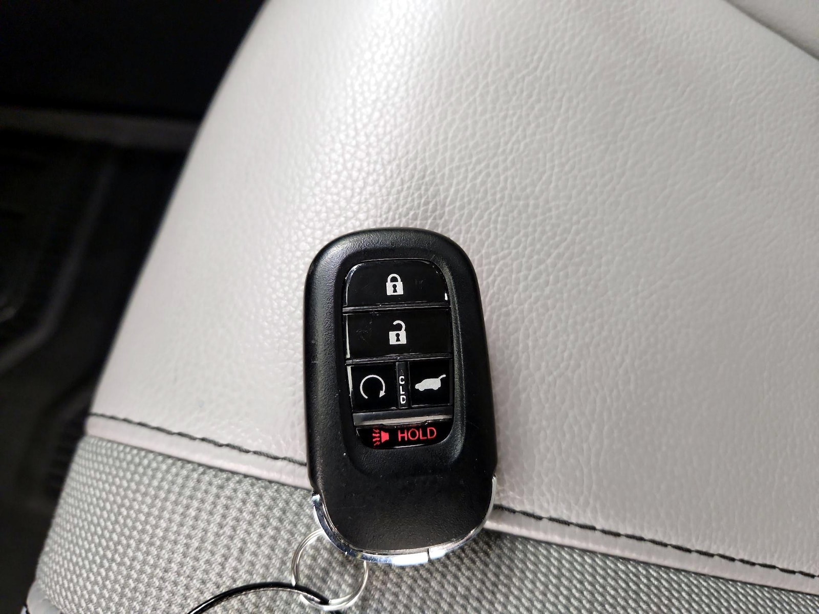 2025 Honda Pilot EX-L - Photo 25