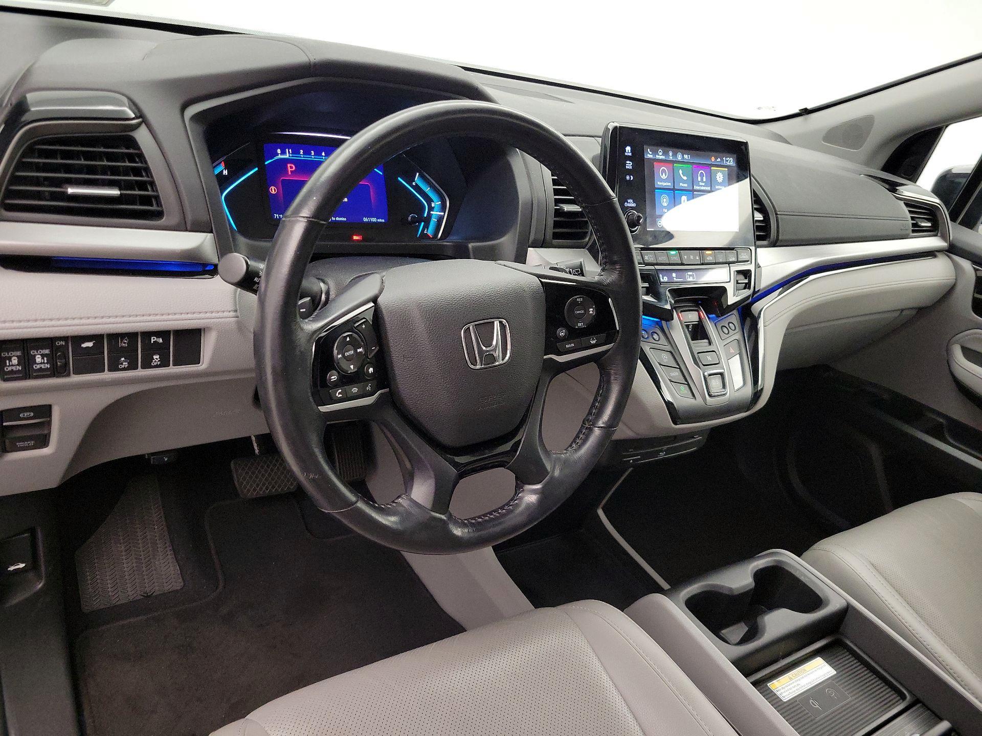 Thumbnail: 2018 Honda Odyssey - 9