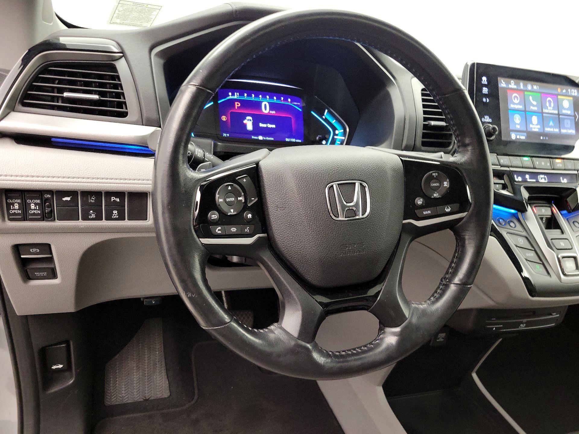 Thumbnail: 2018 Honda Odyssey - 10