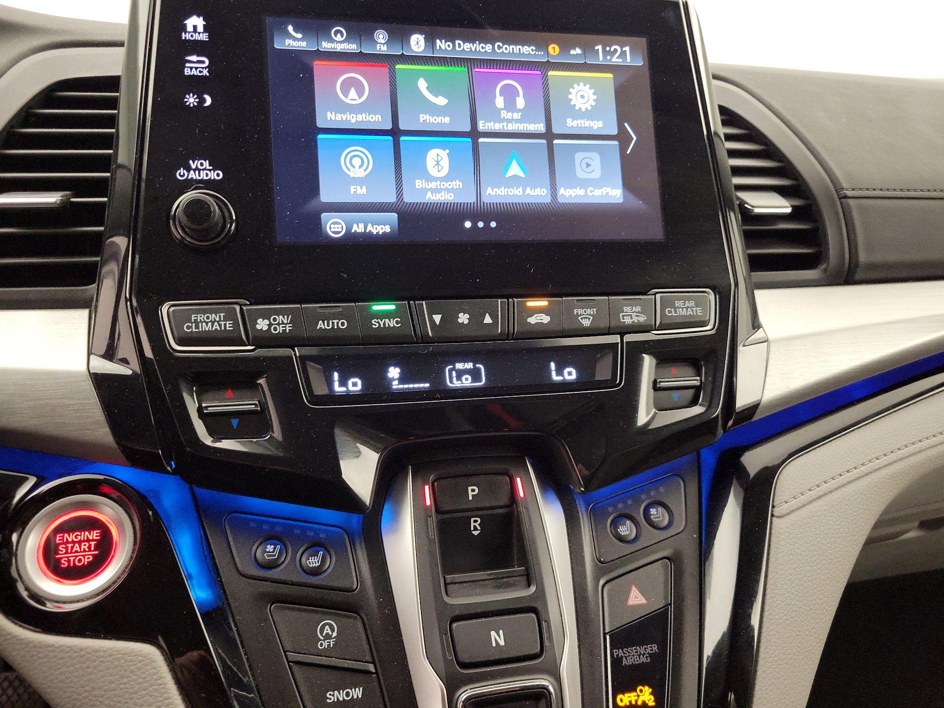 Thumbnail: 2018 Honda Odyssey - 17