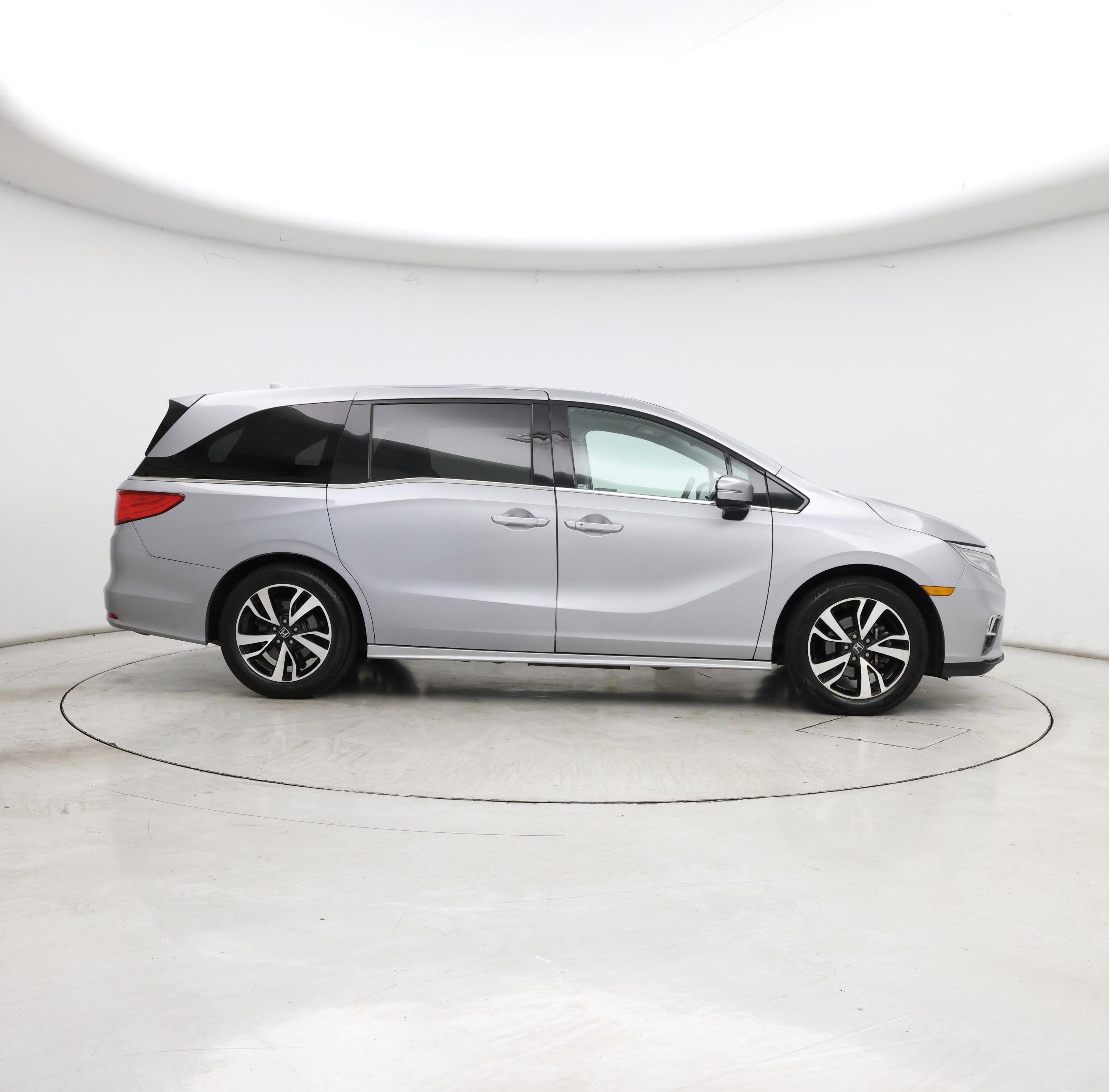 Thumbnail: 2018 Honda Odyssey - 7