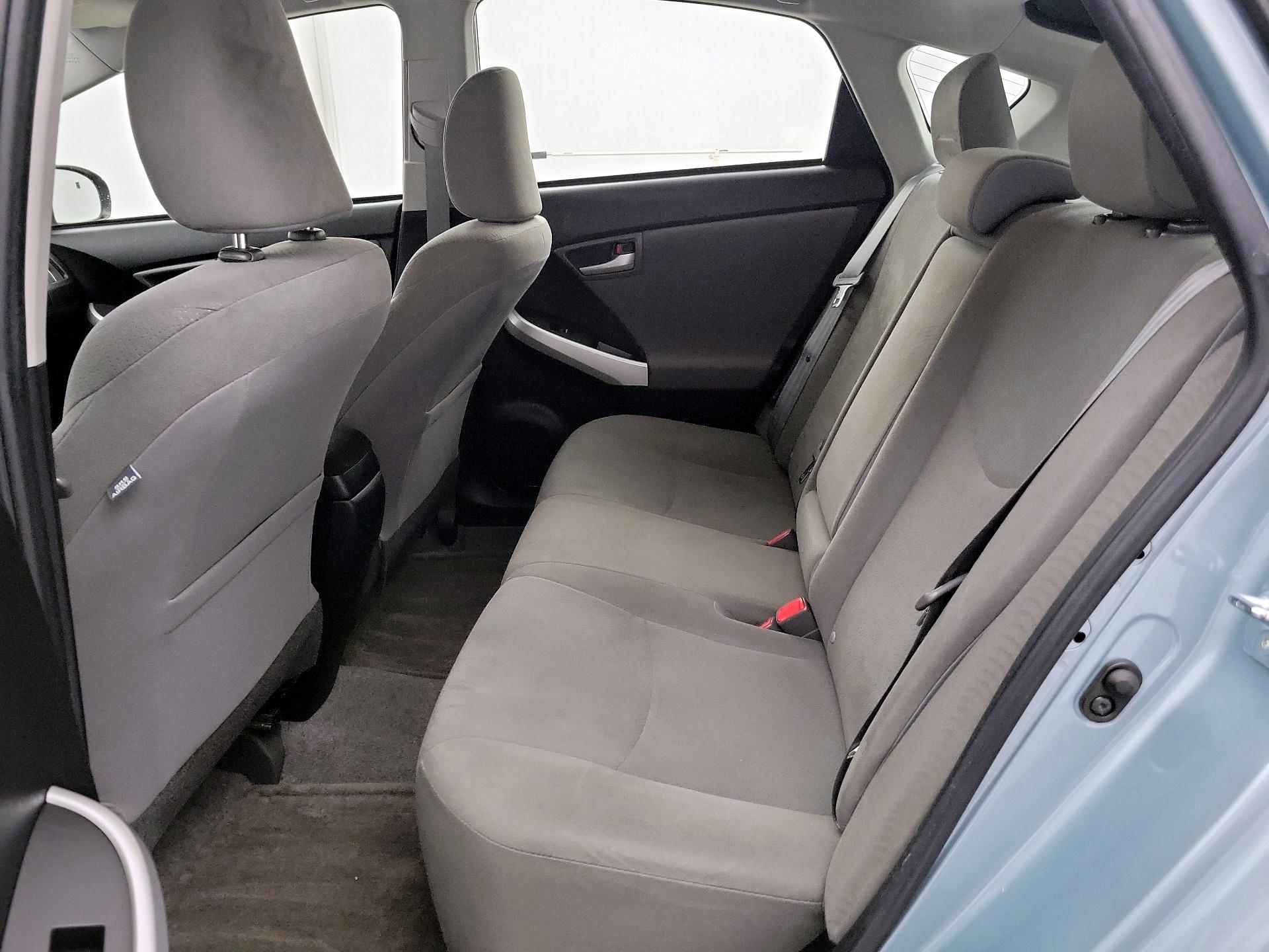 Thumbnail: 2015 Toyota Prius - 19