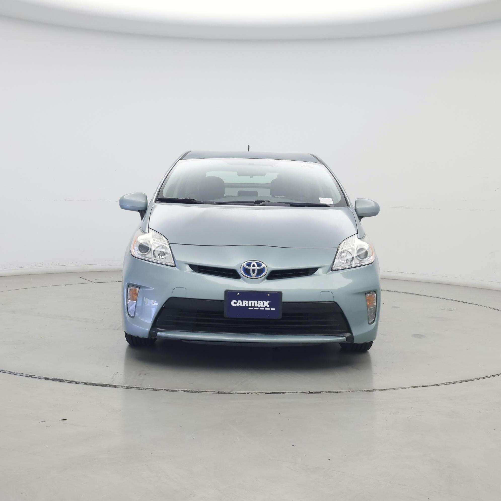 Thumbnail: 2015 Toyota Prius - 5