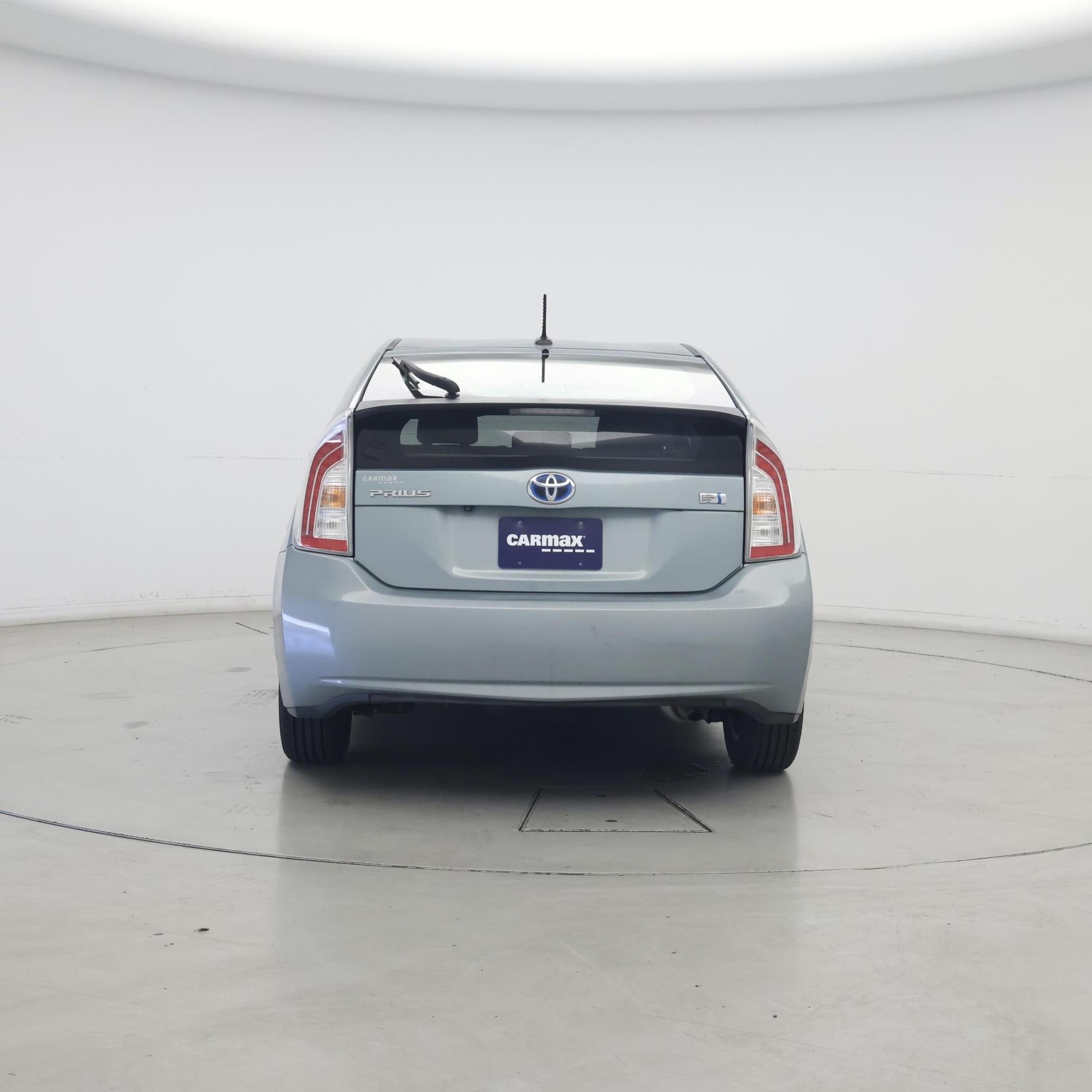 Thumbnail: 2015 Toyota Prius - 6
