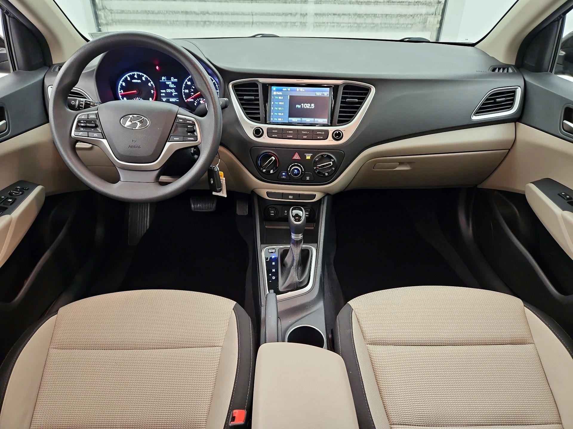Thumbnail: 2022 Hyundai Accent - 9