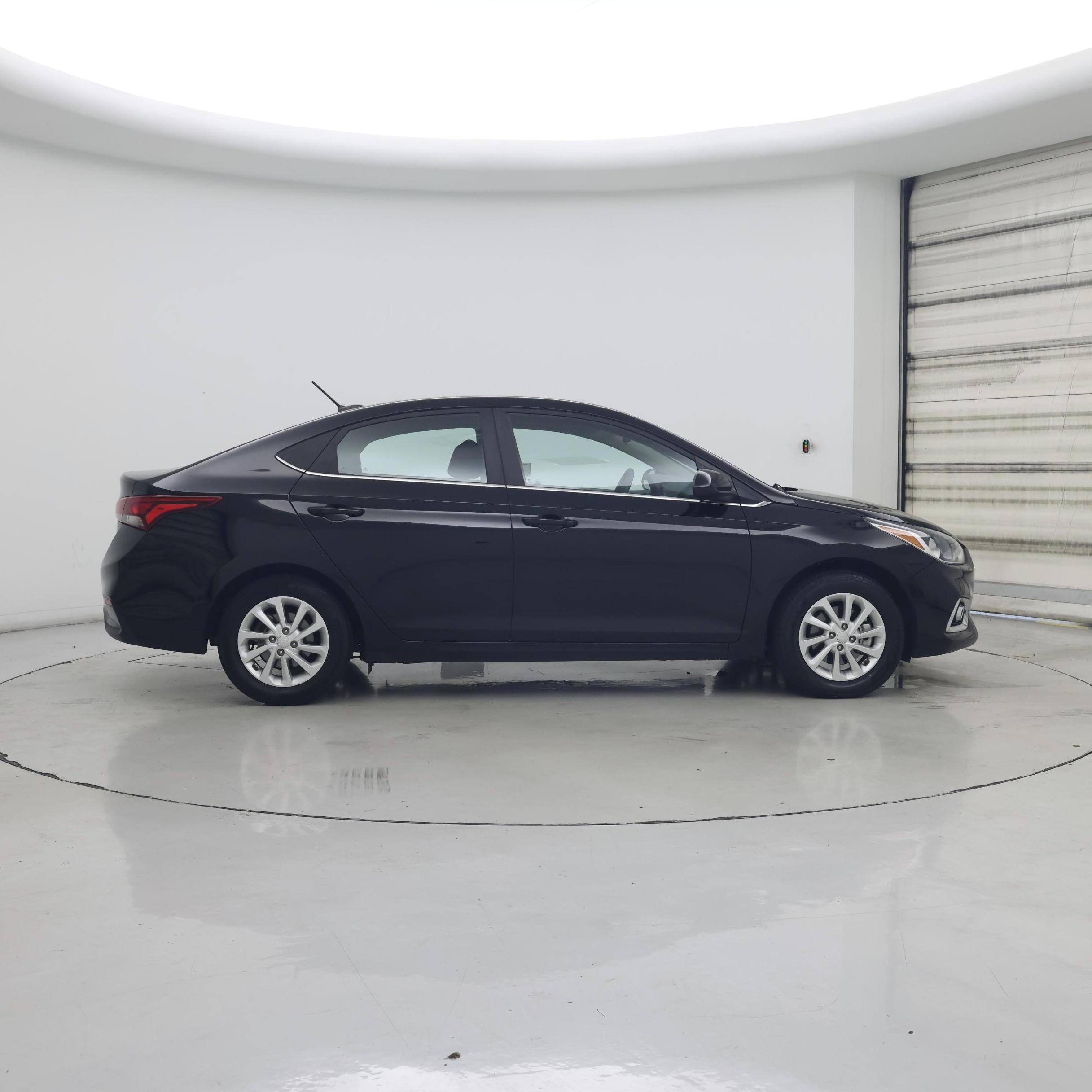 Thumbnail: 2022 Hyundai Accent - 7
