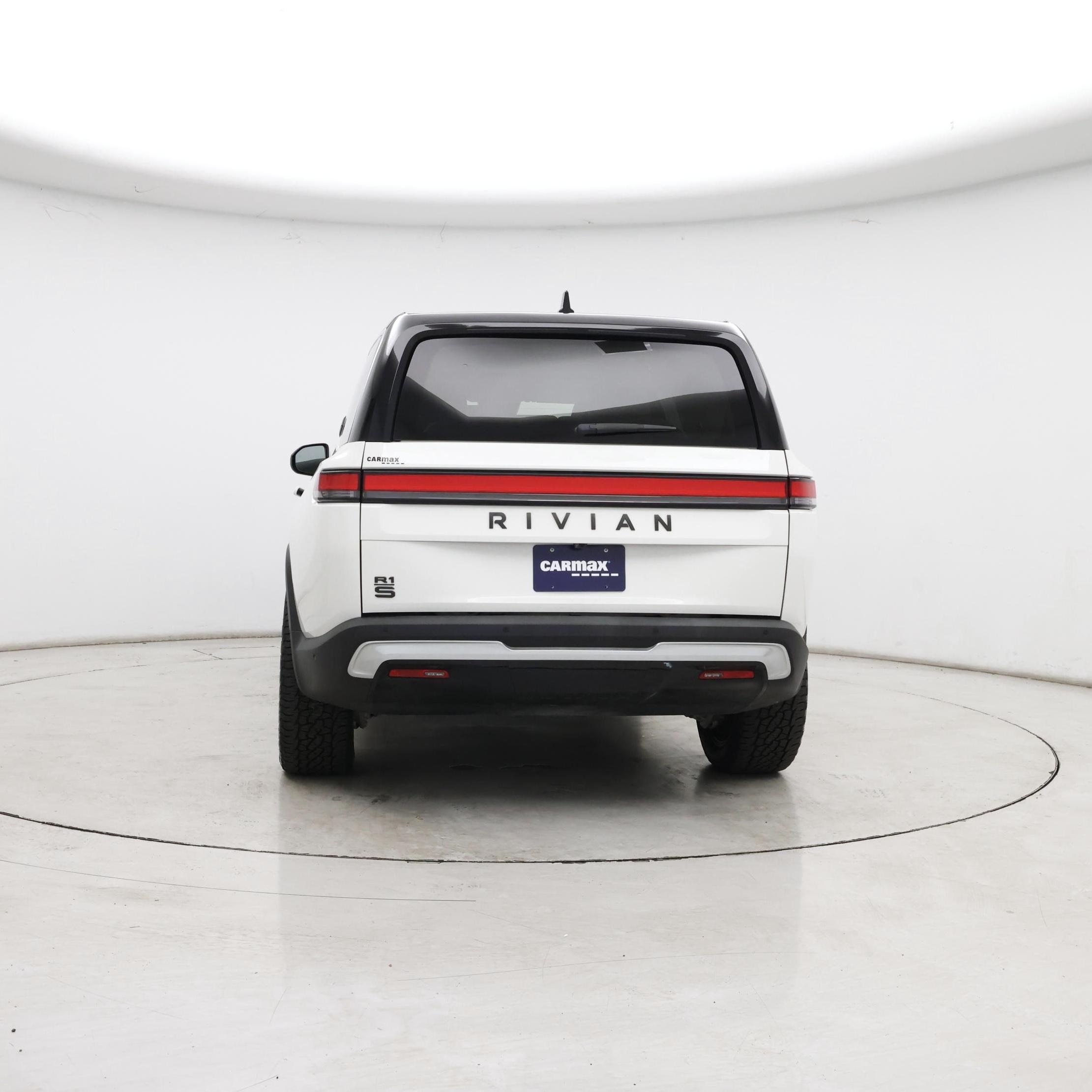 Thumbnail: 2023 Rivian R1S - 6