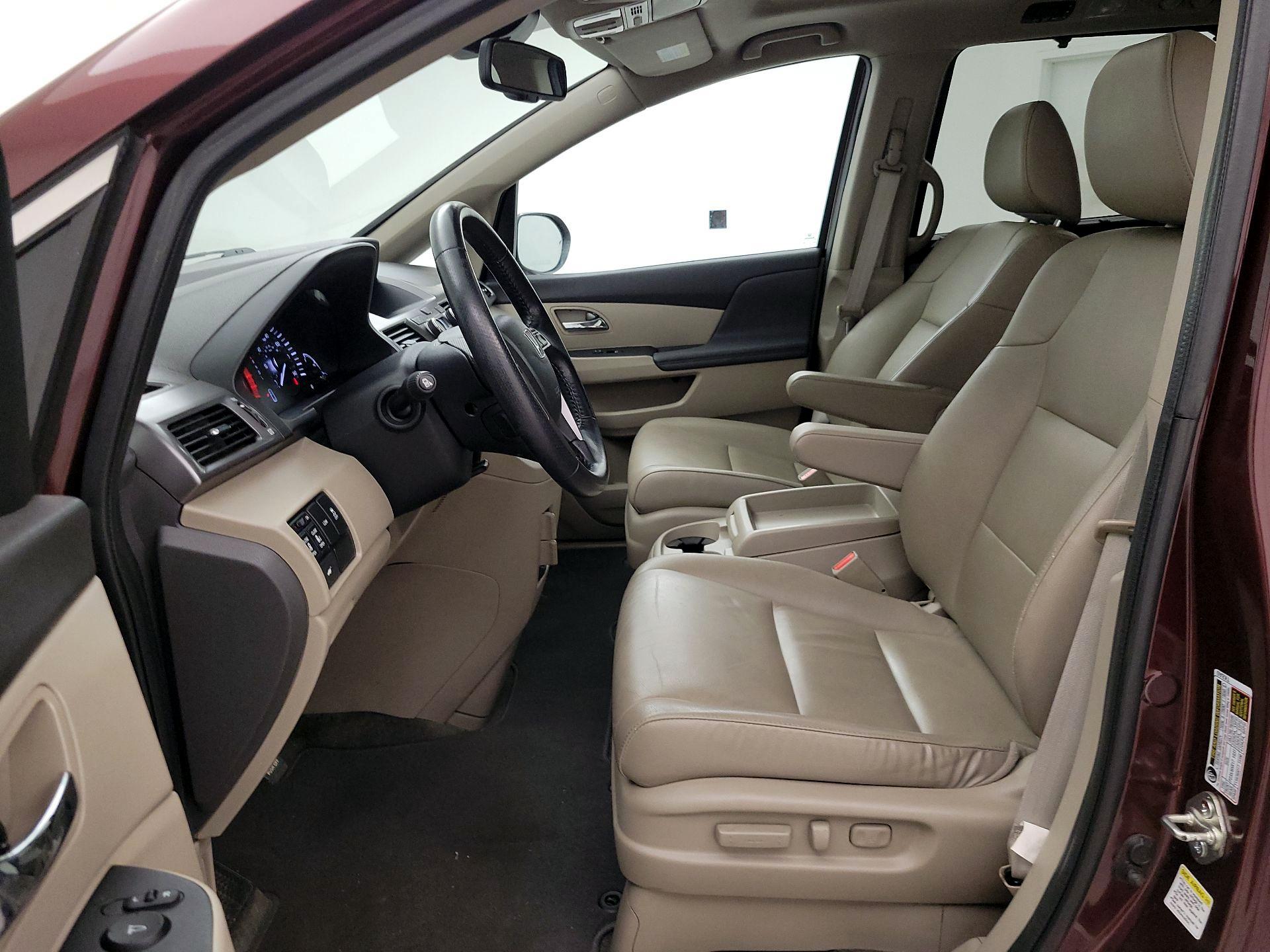 Thumbnail: 2014 Honda Odyssey - 11