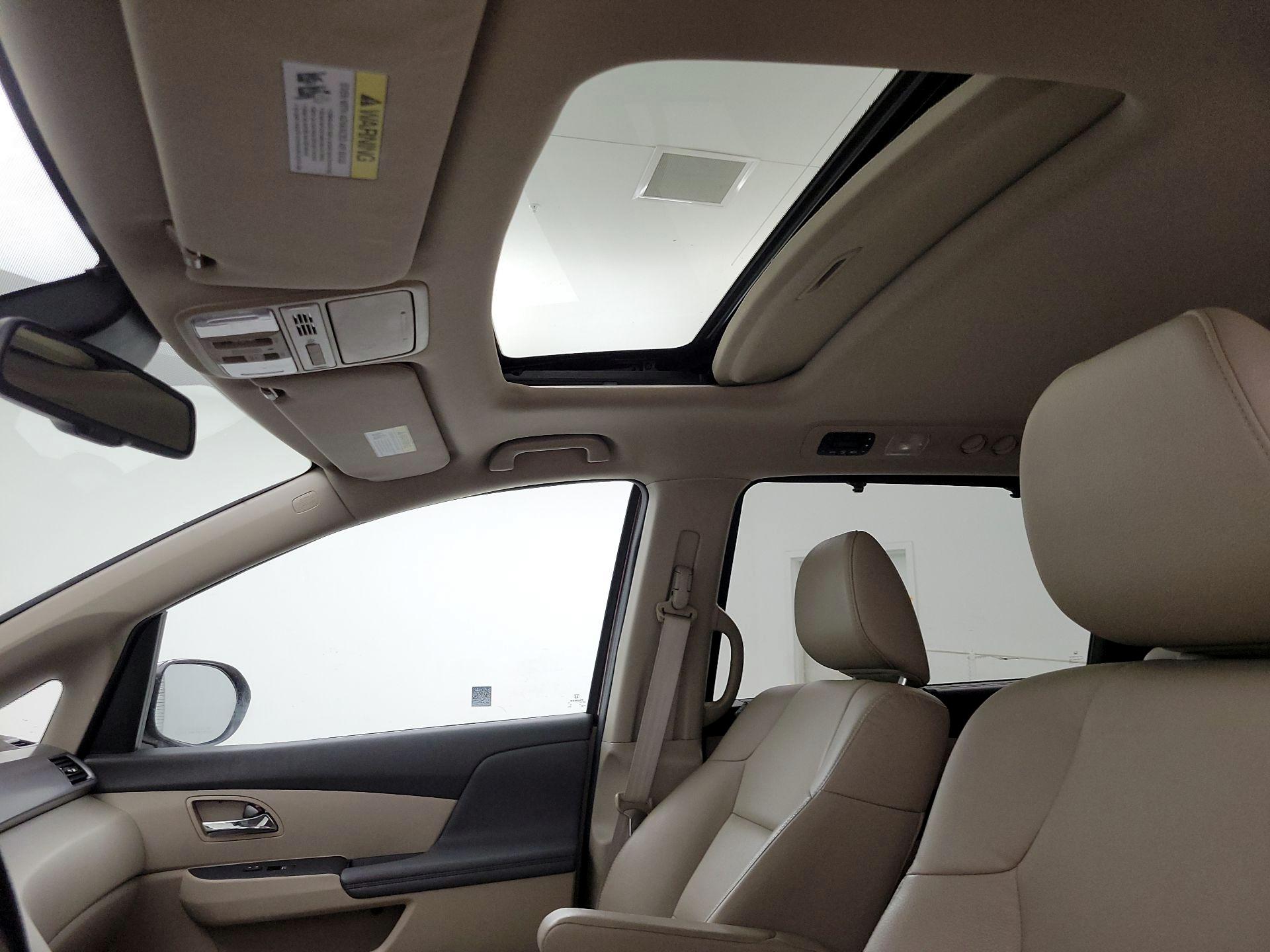 Thumbnail: 2014 Honda Odyssey - 19