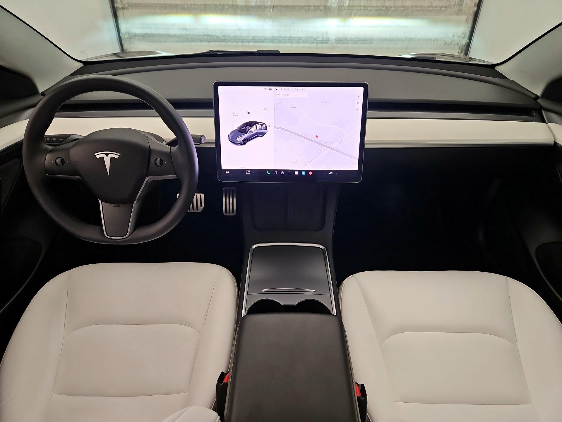 Thumbnail: 2022 Tesla Model 3 - 9