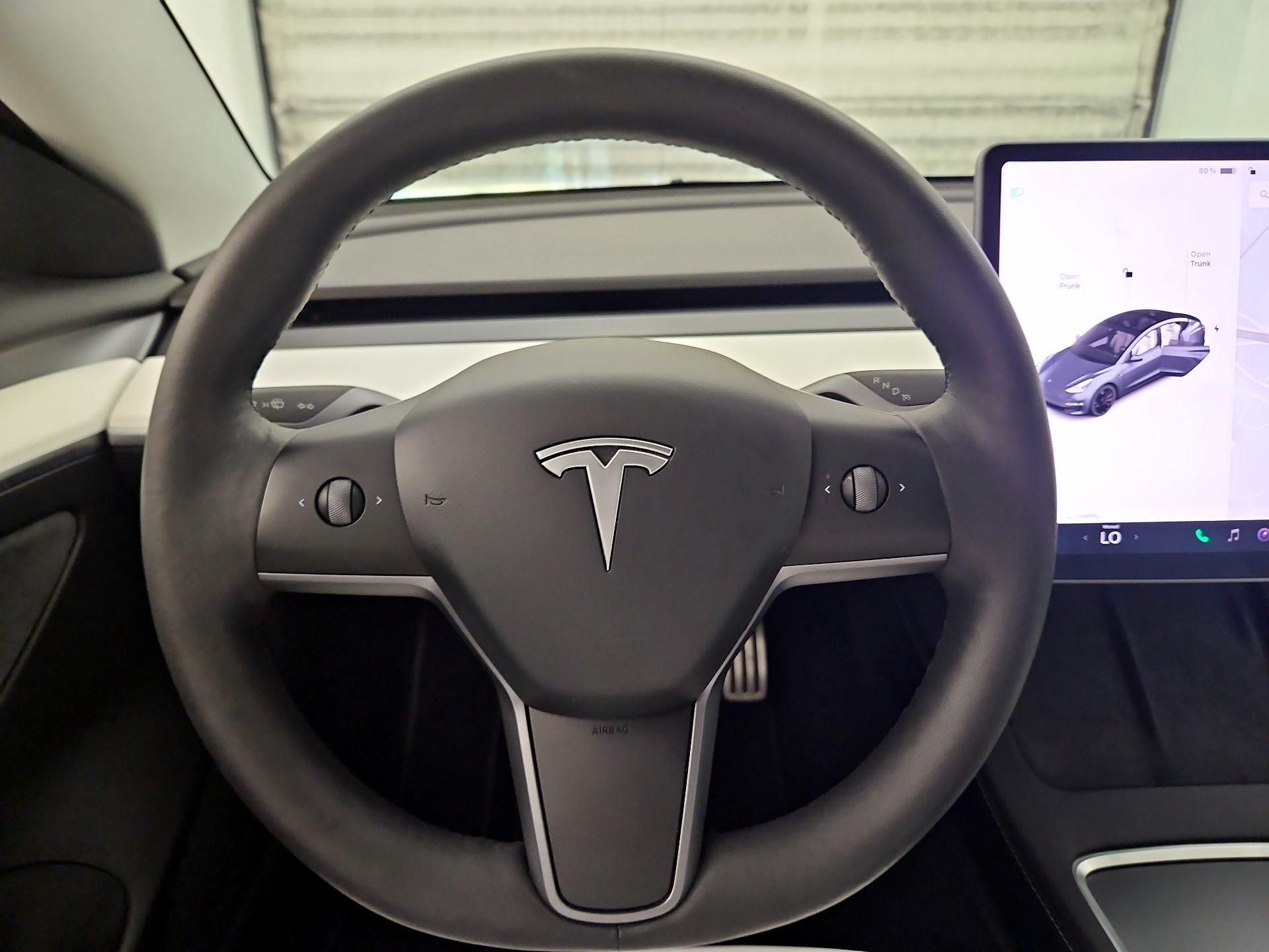 Thumbnail: 2022 Tesla Model 3 - 10