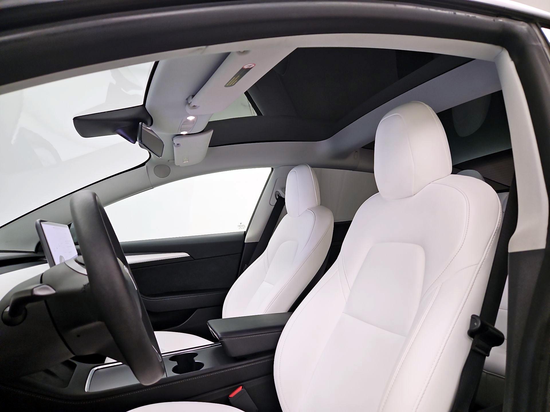 Thumbnail: 2022 Tesla Model 3 - 20