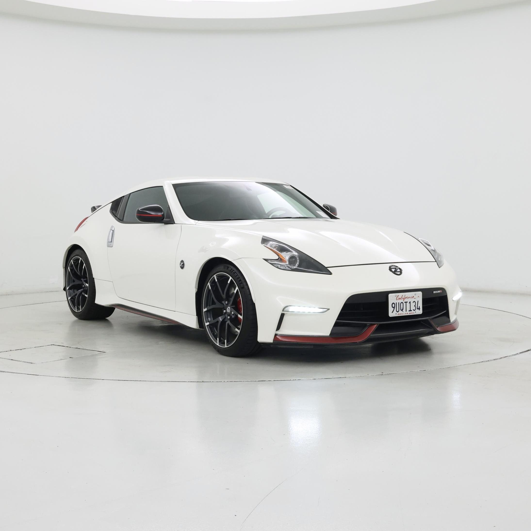White 2016 Nissan 370Z Coupe Rear-Wheel Drive Automatic