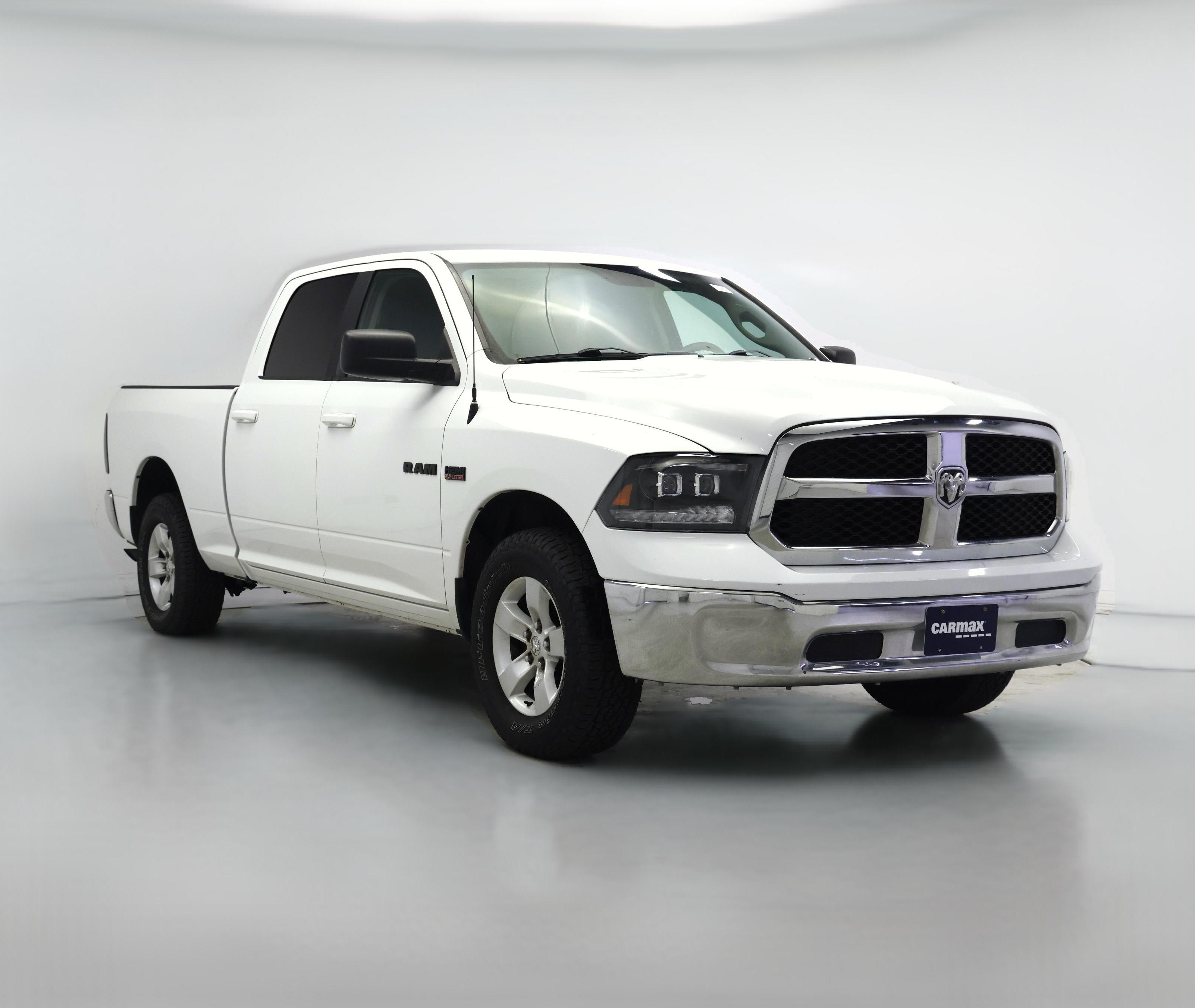 Thumbnail: 2021 RAM 1500 Classic - 1