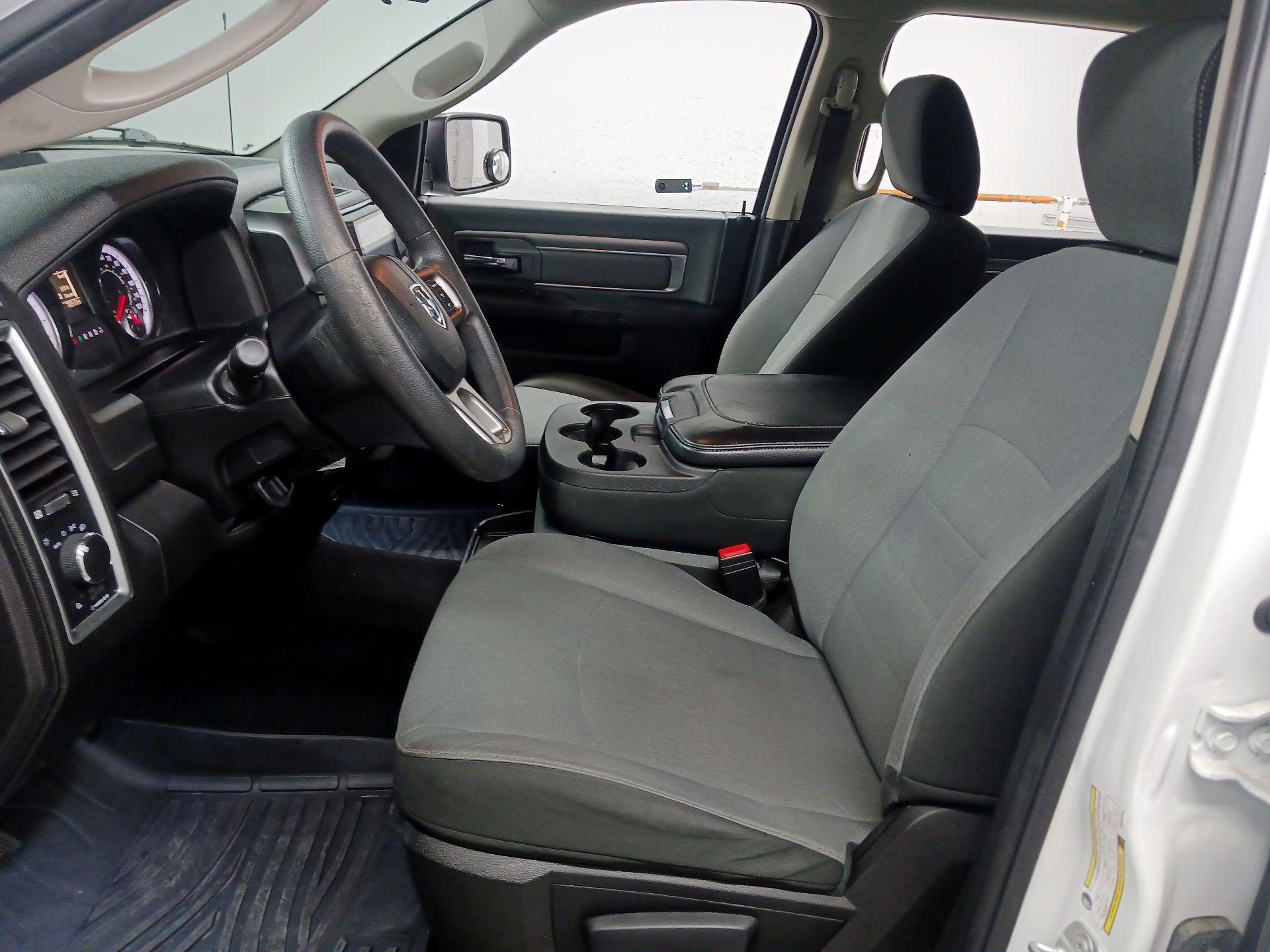 Thumbnail: 2021 RAM 1500 Classic - 11